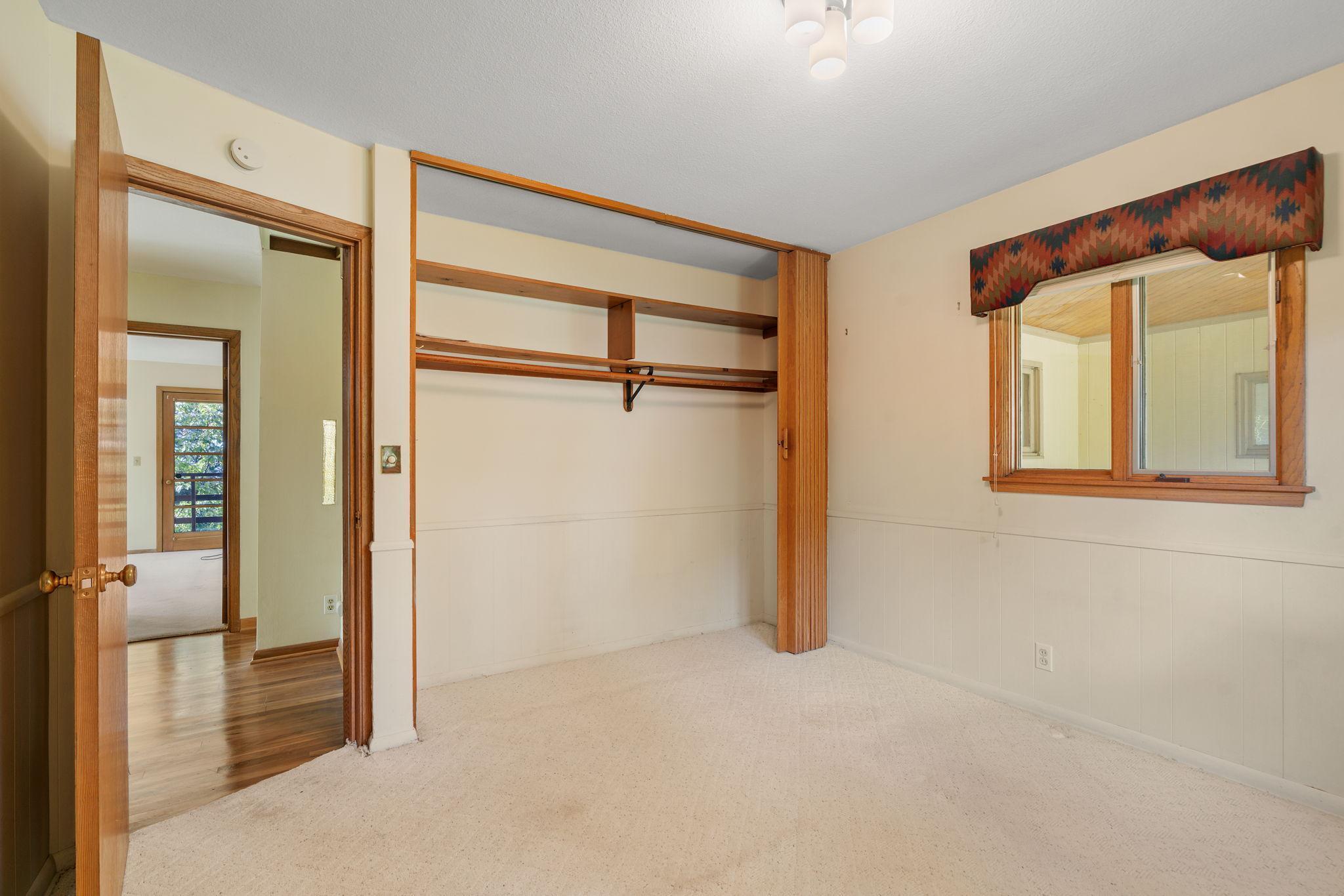 5246 Fillmore Street NE