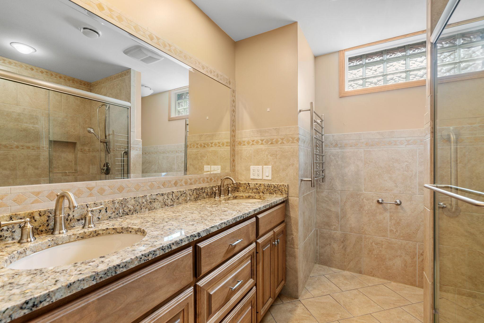 5246 Fillmore Street NE