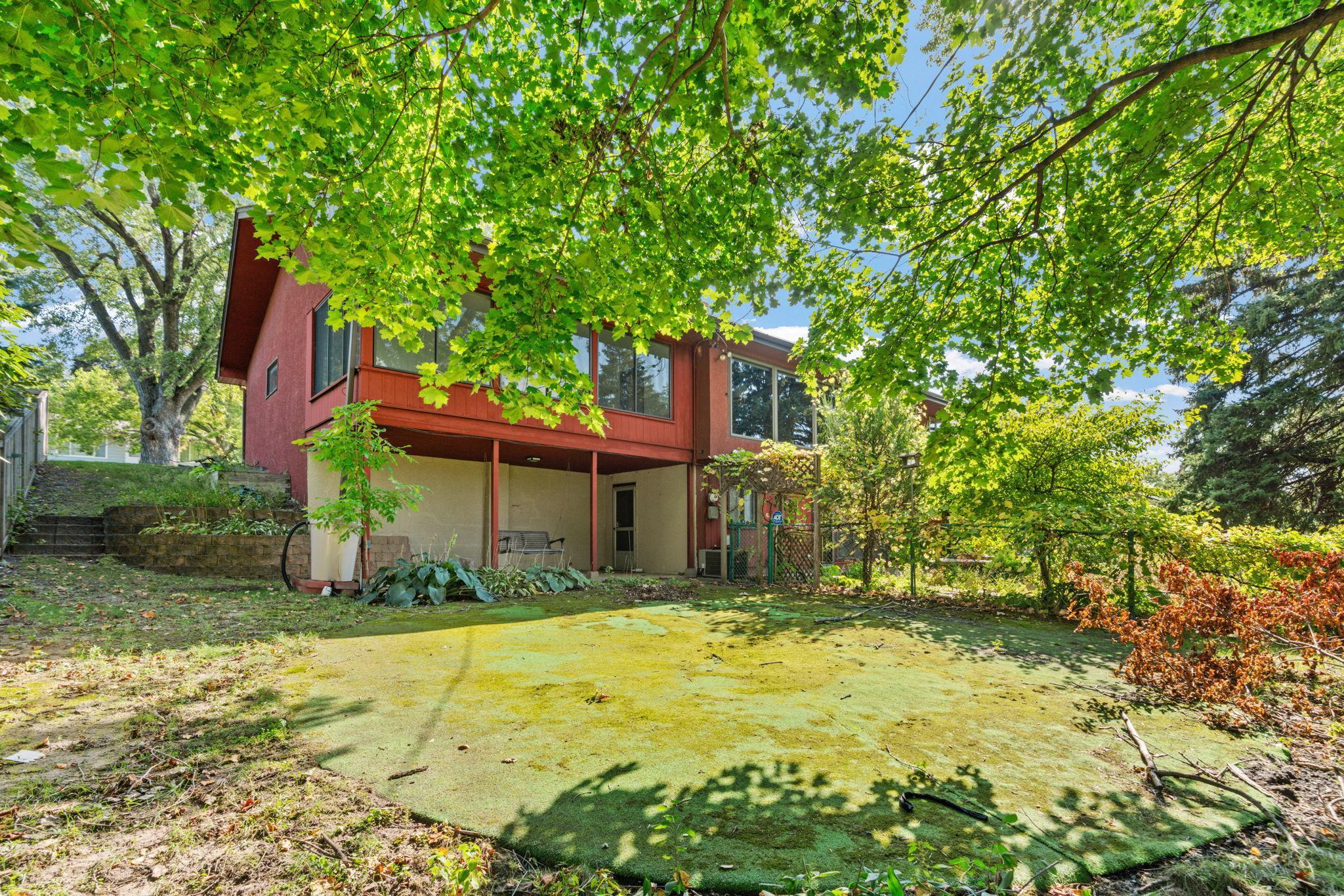 5246 Fillmore Street NE