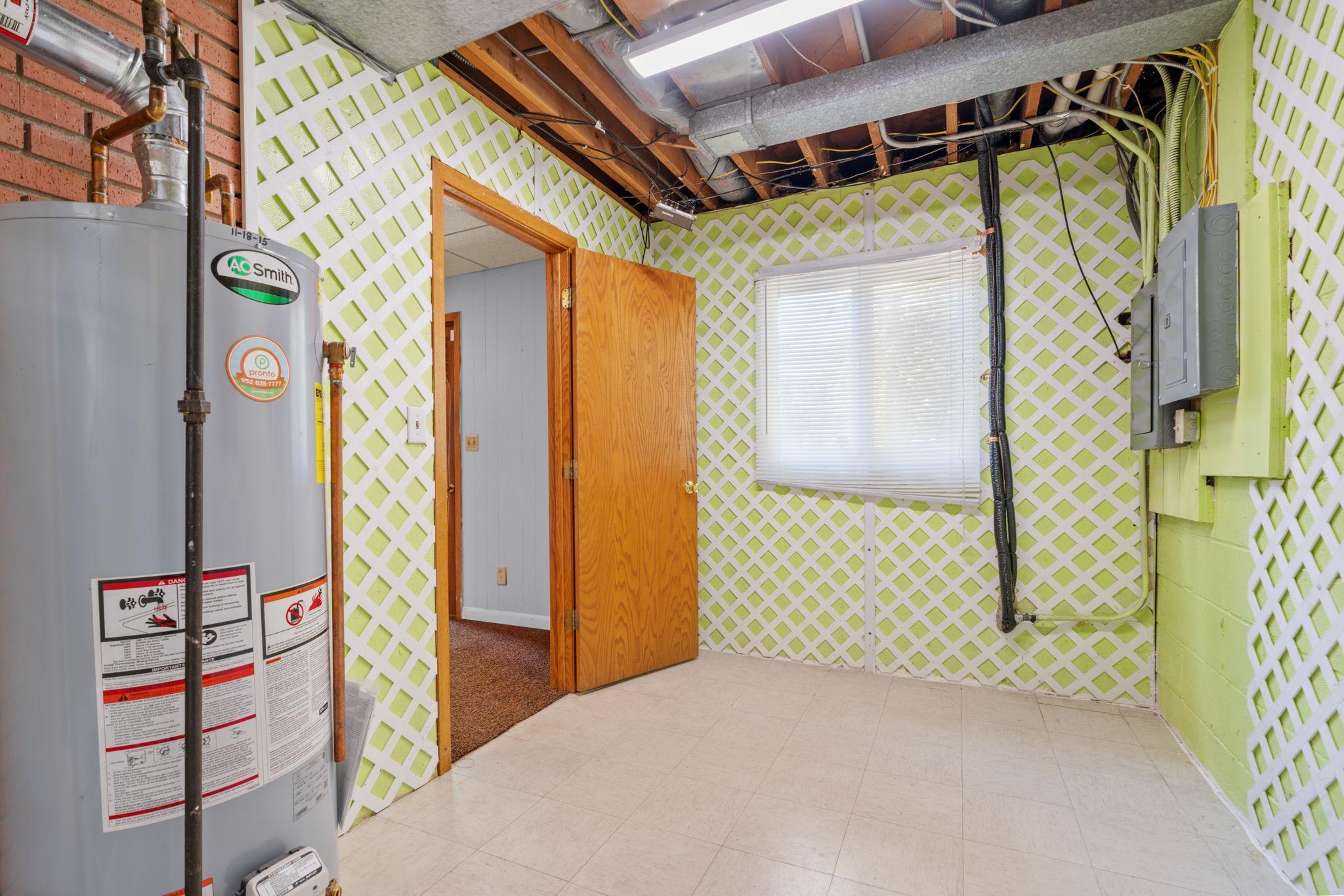 5246 Fillmore Street NE