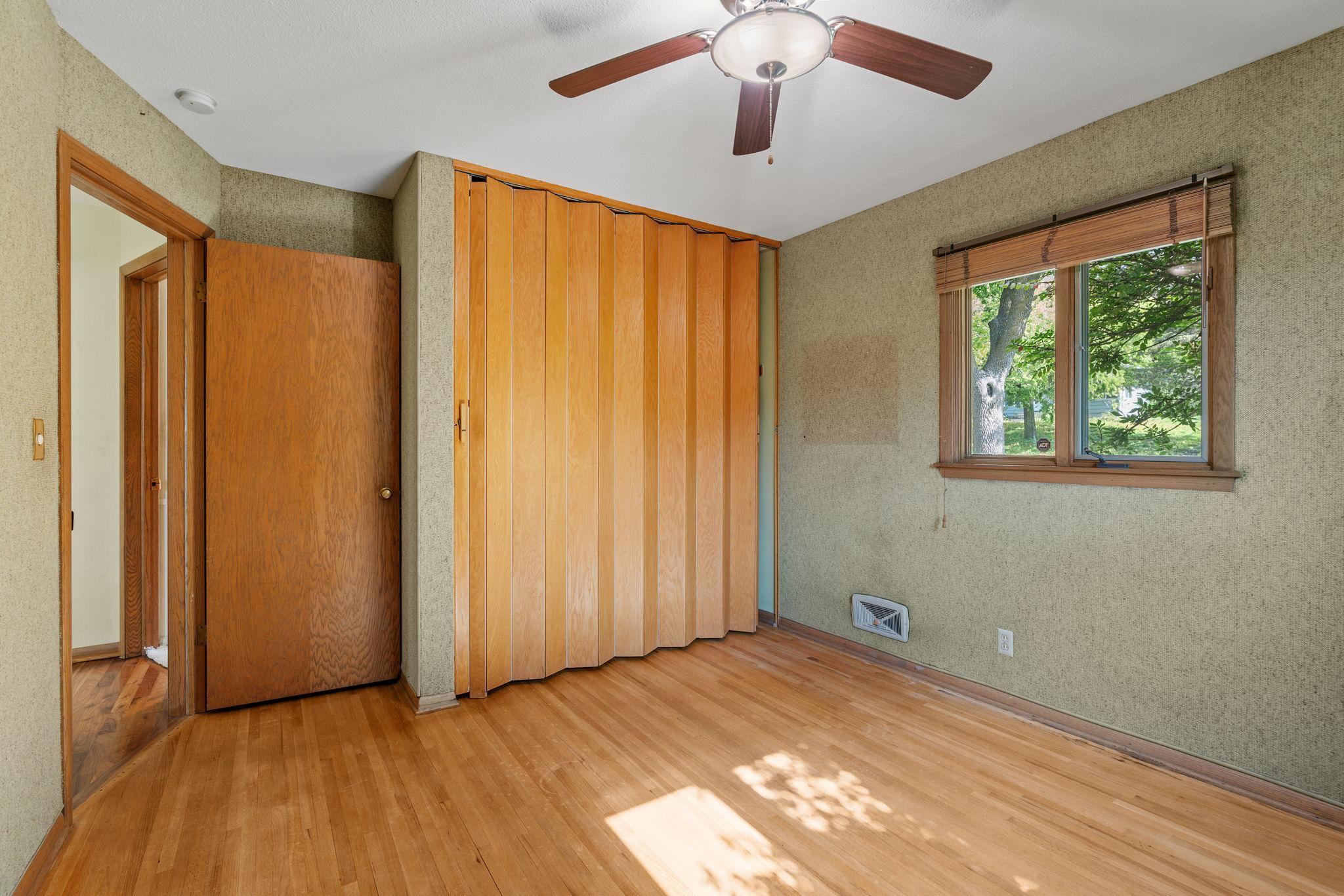 5246 Fillmore Street NE