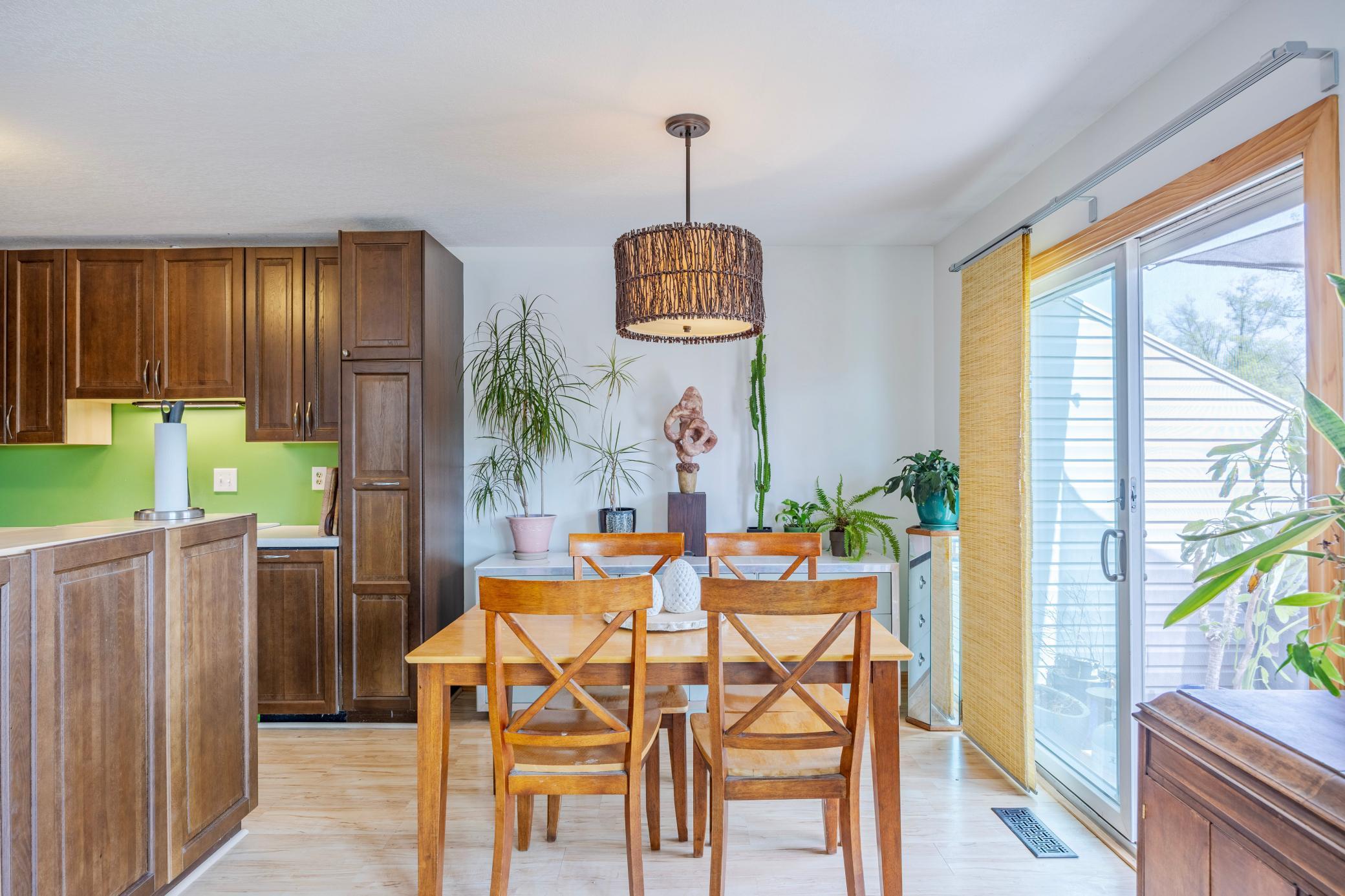 4595 Horizon Circle
