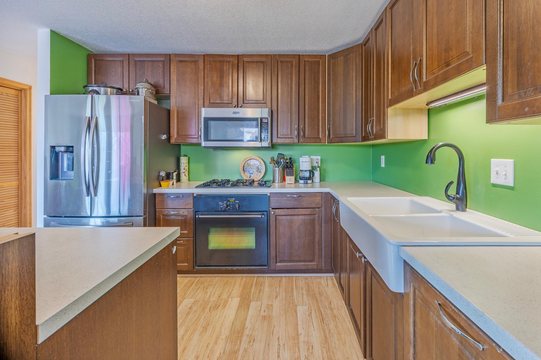 4595 Horizon Circle