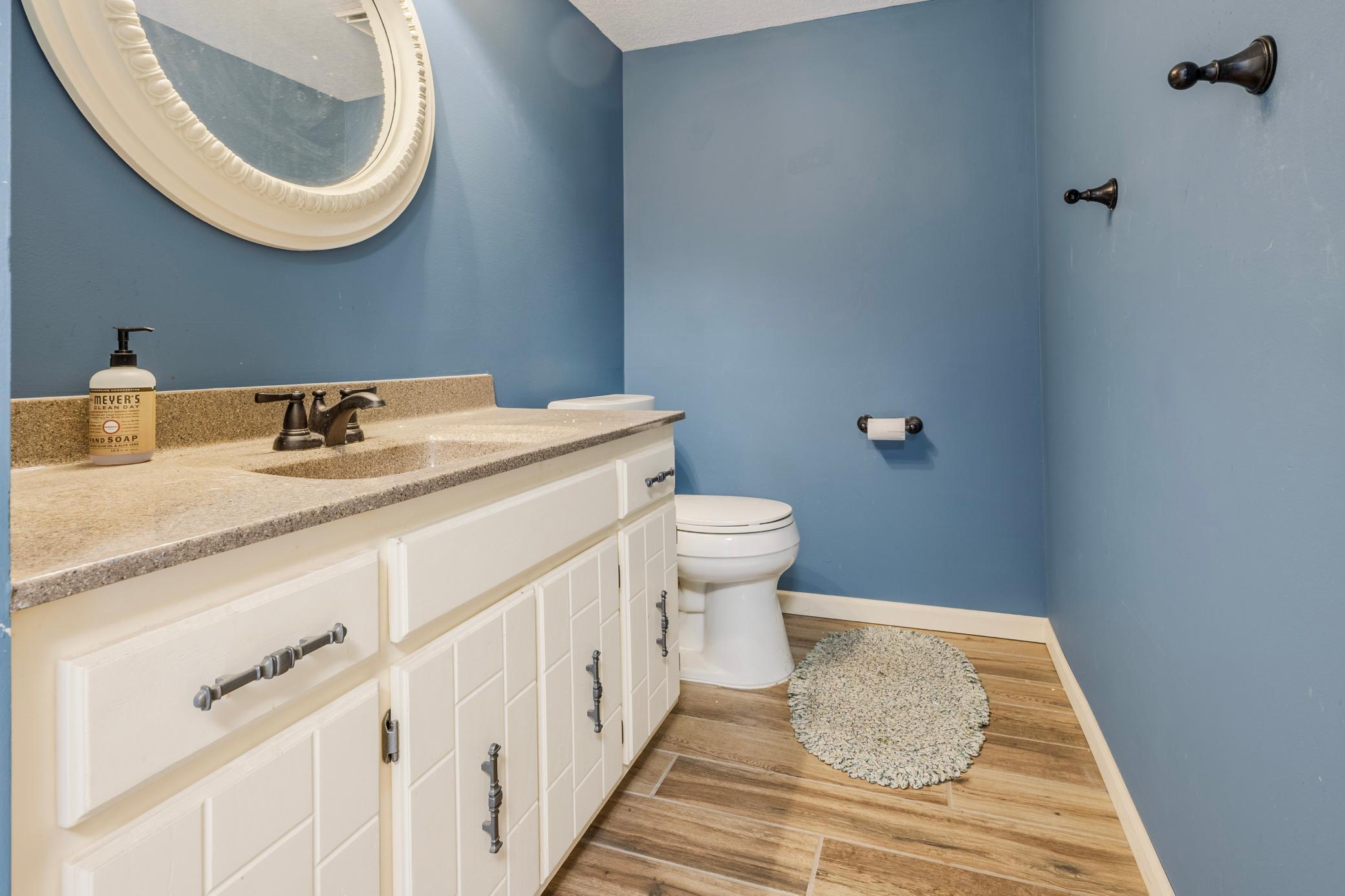 4595 Horizon Circle