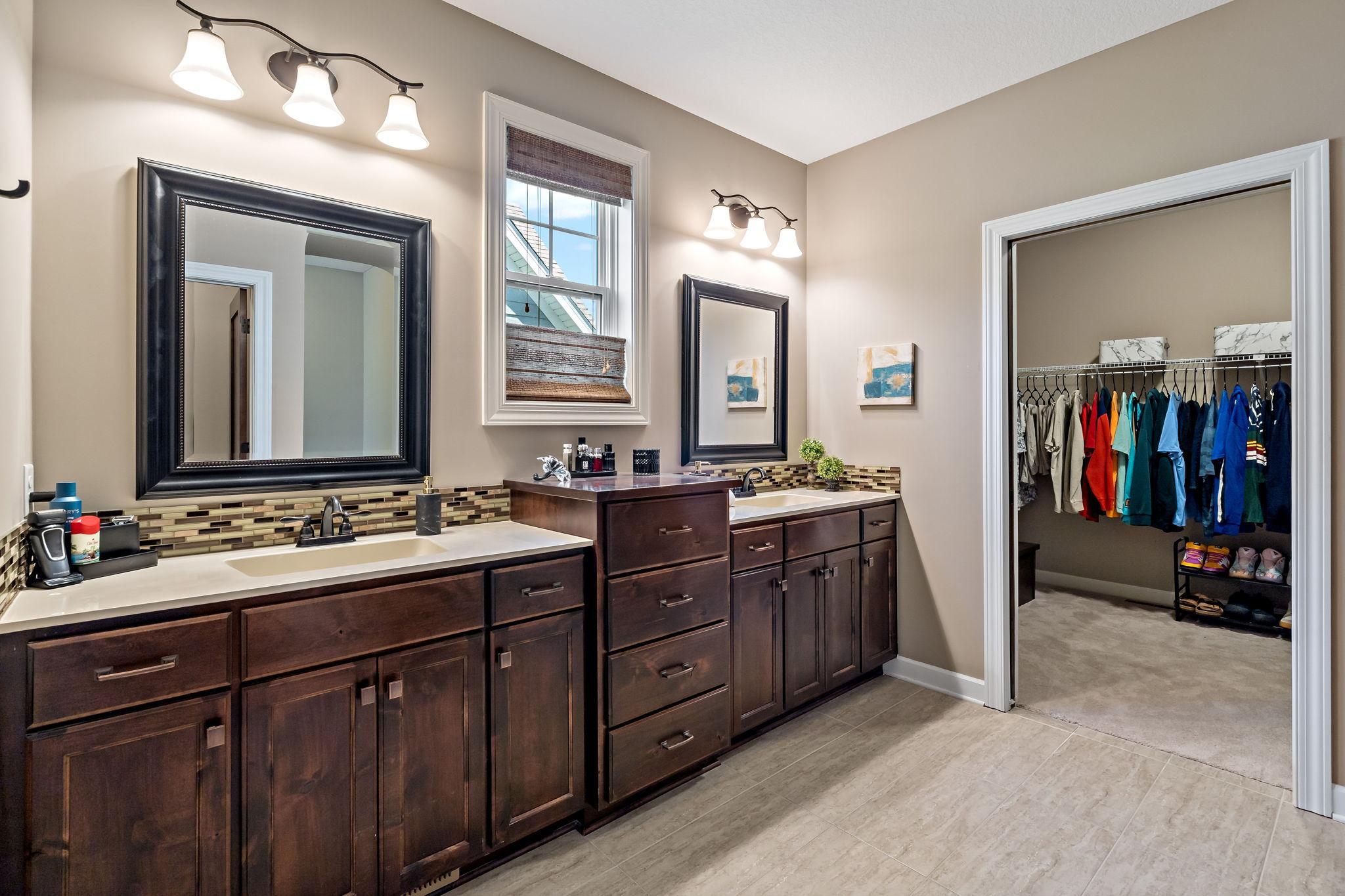 16899 E Lake Drive