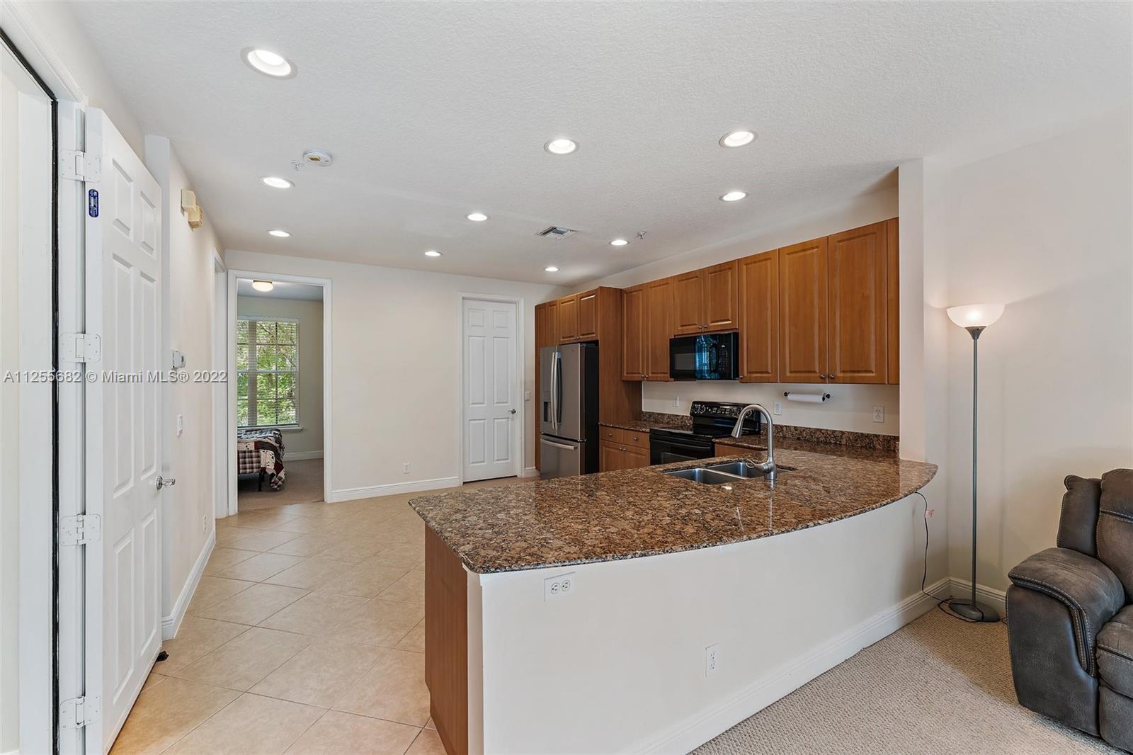 108 Jesup Ln Unit: 108