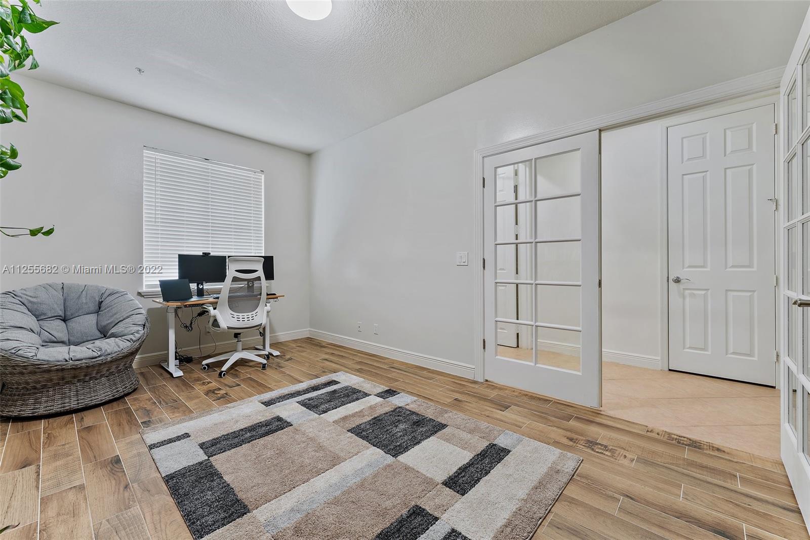 108 Jesup Ln Unit: 108