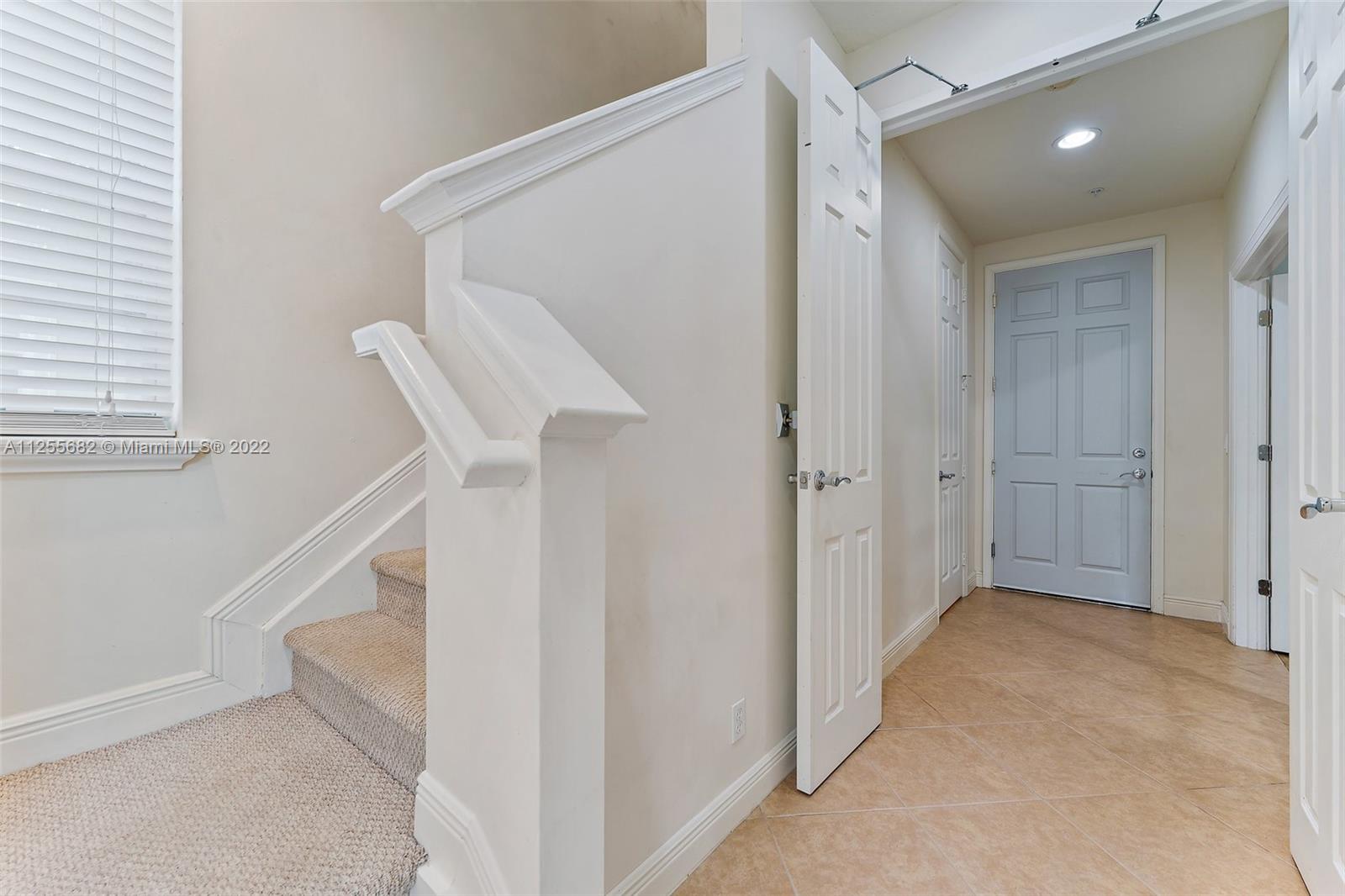 108 Jesup Ln Unit: 108