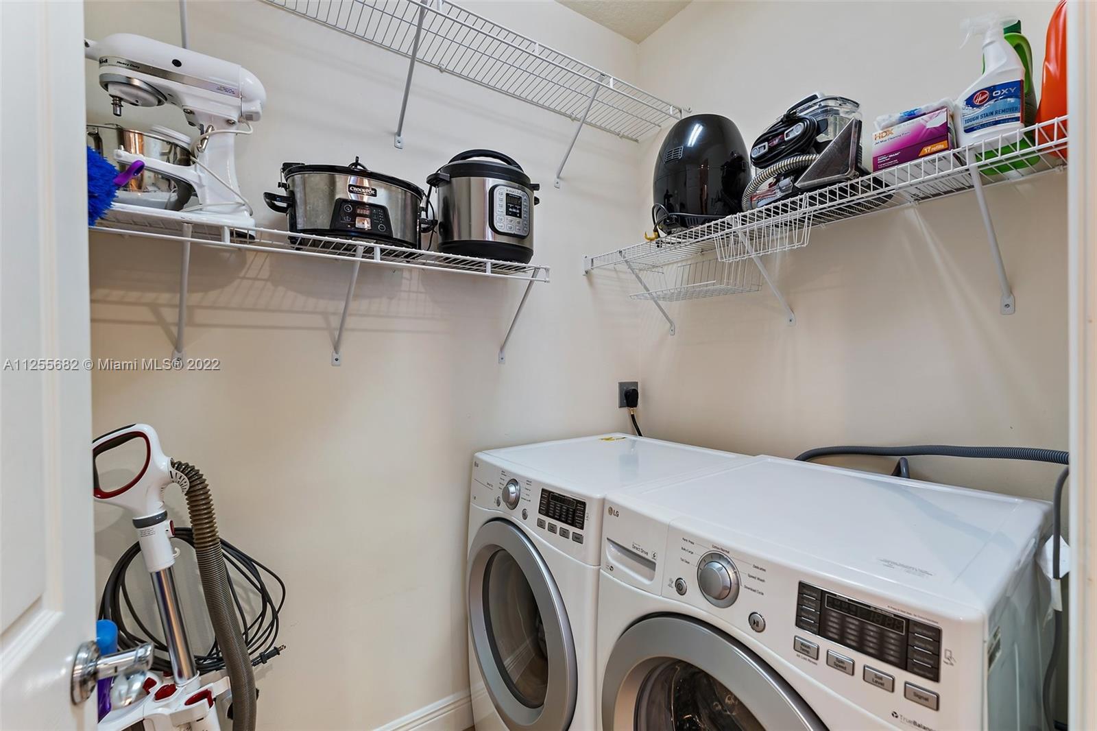 108 Jesup Ln Unit: 108