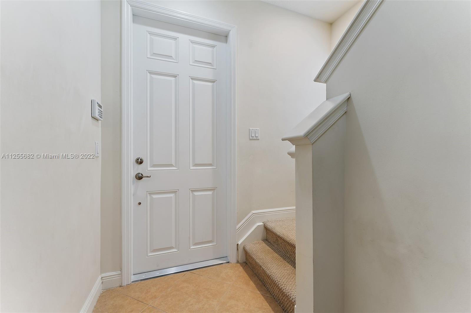 108 Jesup Ln Unit: 108