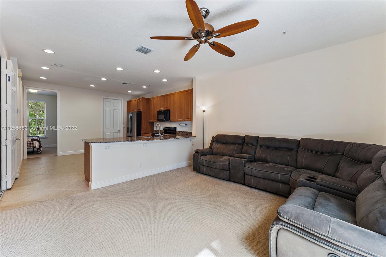 108 Jesup Ln Unit: 108