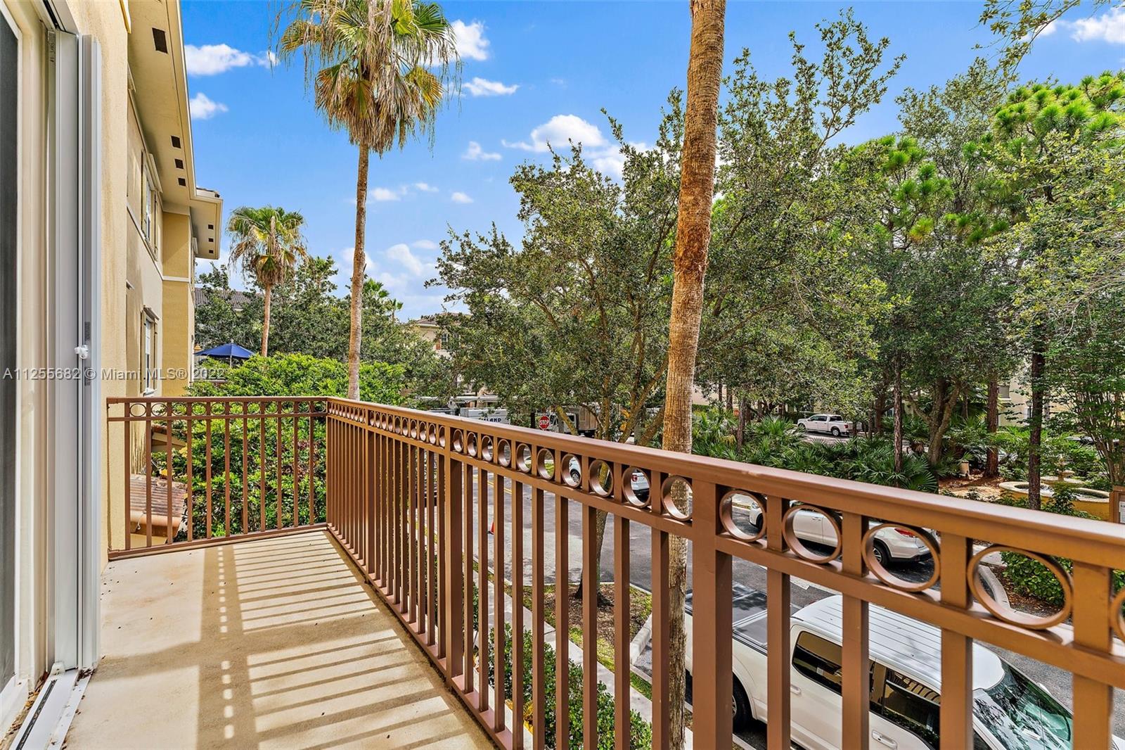 108 Jesup Ln Unit: 108