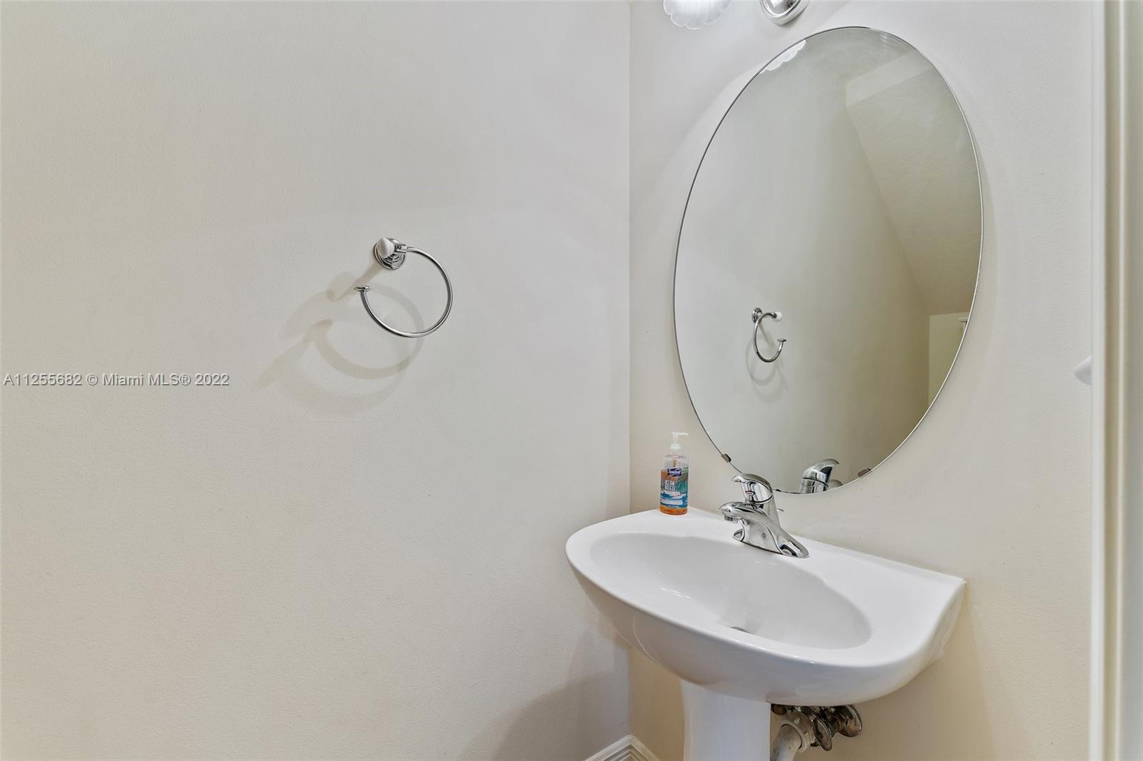 108 Jesup Ln Unit: 108