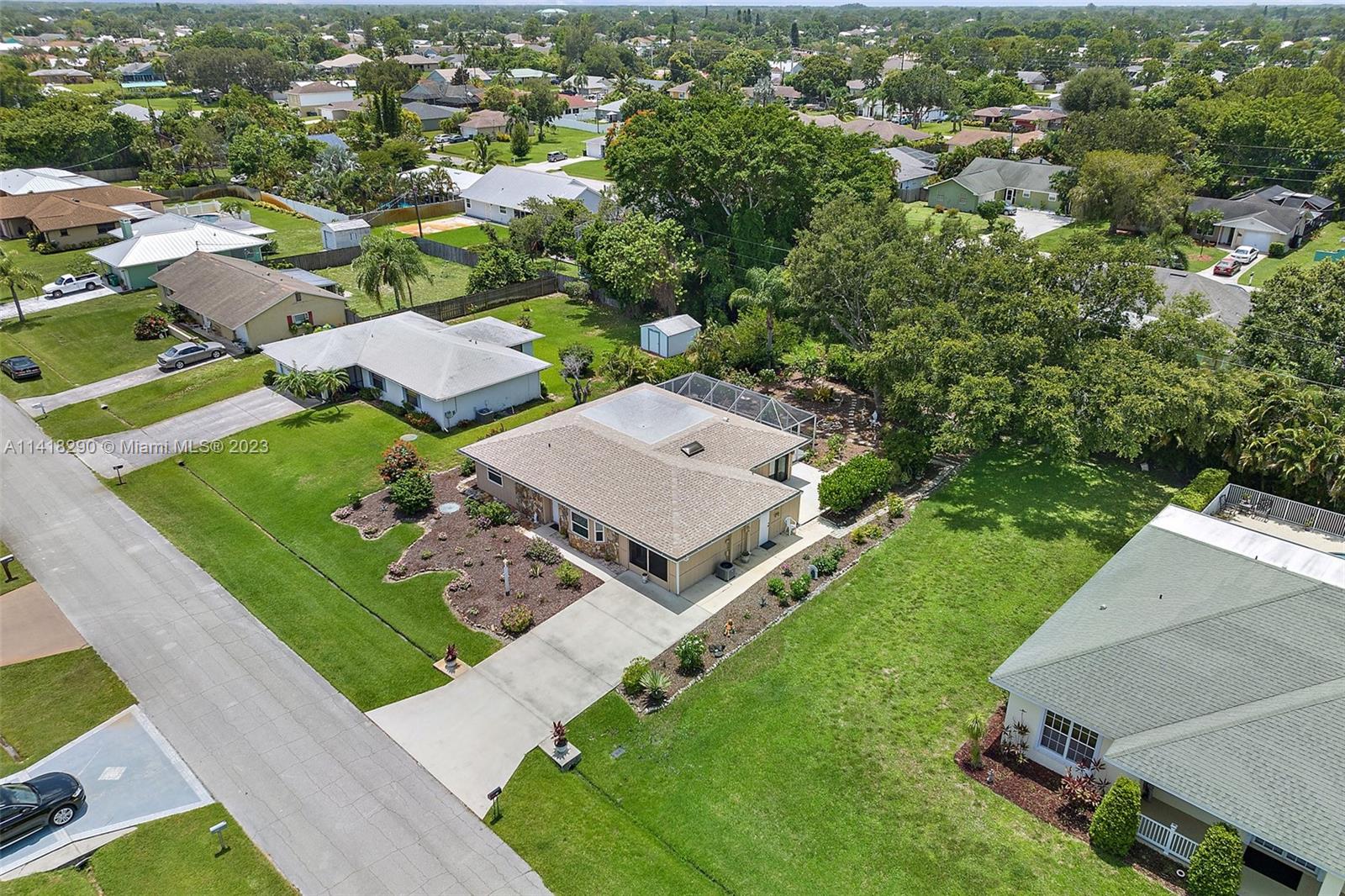 1966 SE Benedictine St