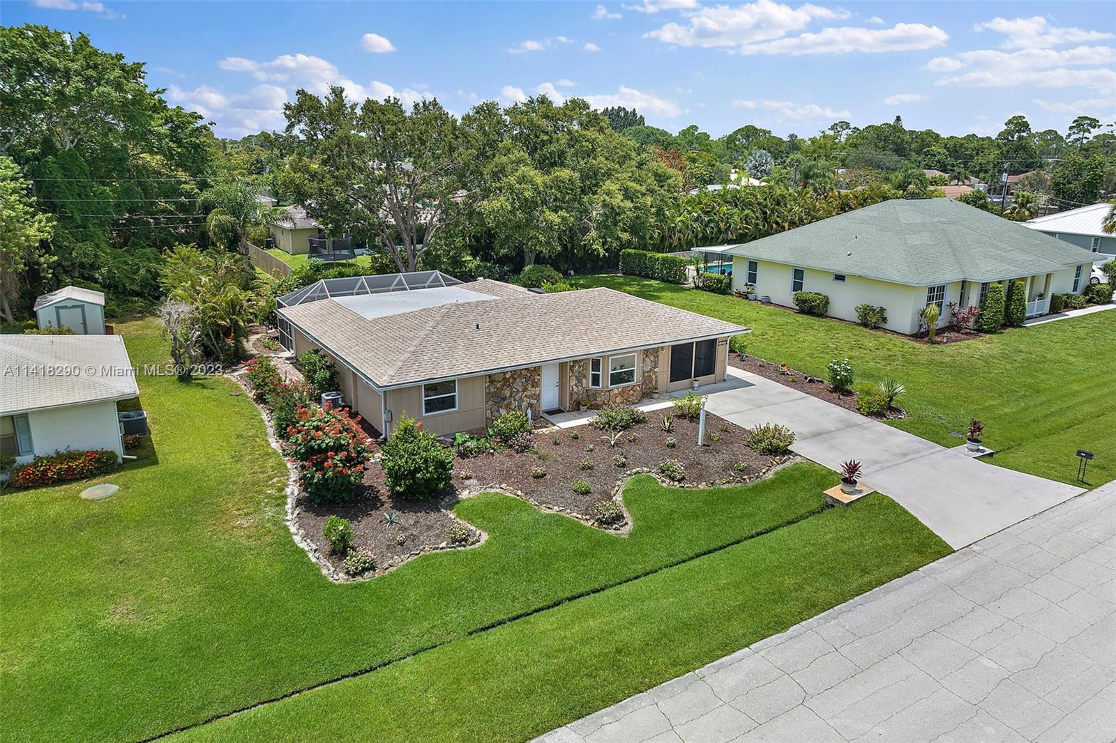 1966 SE Benedictine St