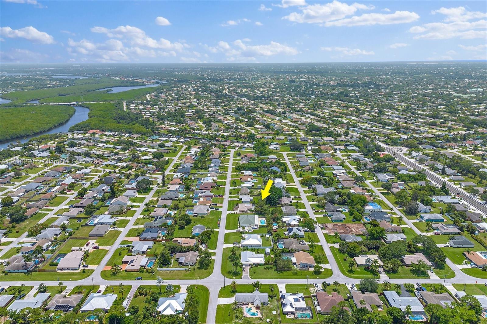 1966 SE Benedictine St