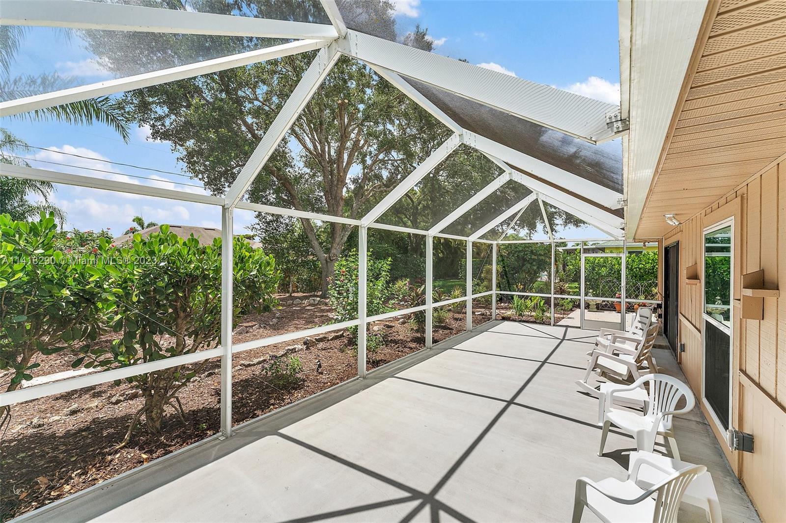 1966 SE Benedictine St