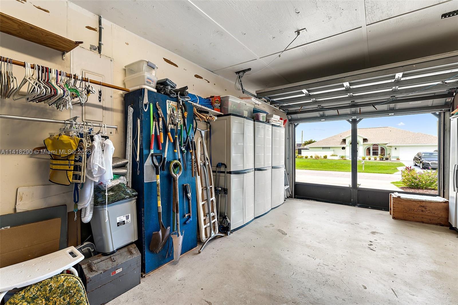 1966 SE Benedictine St