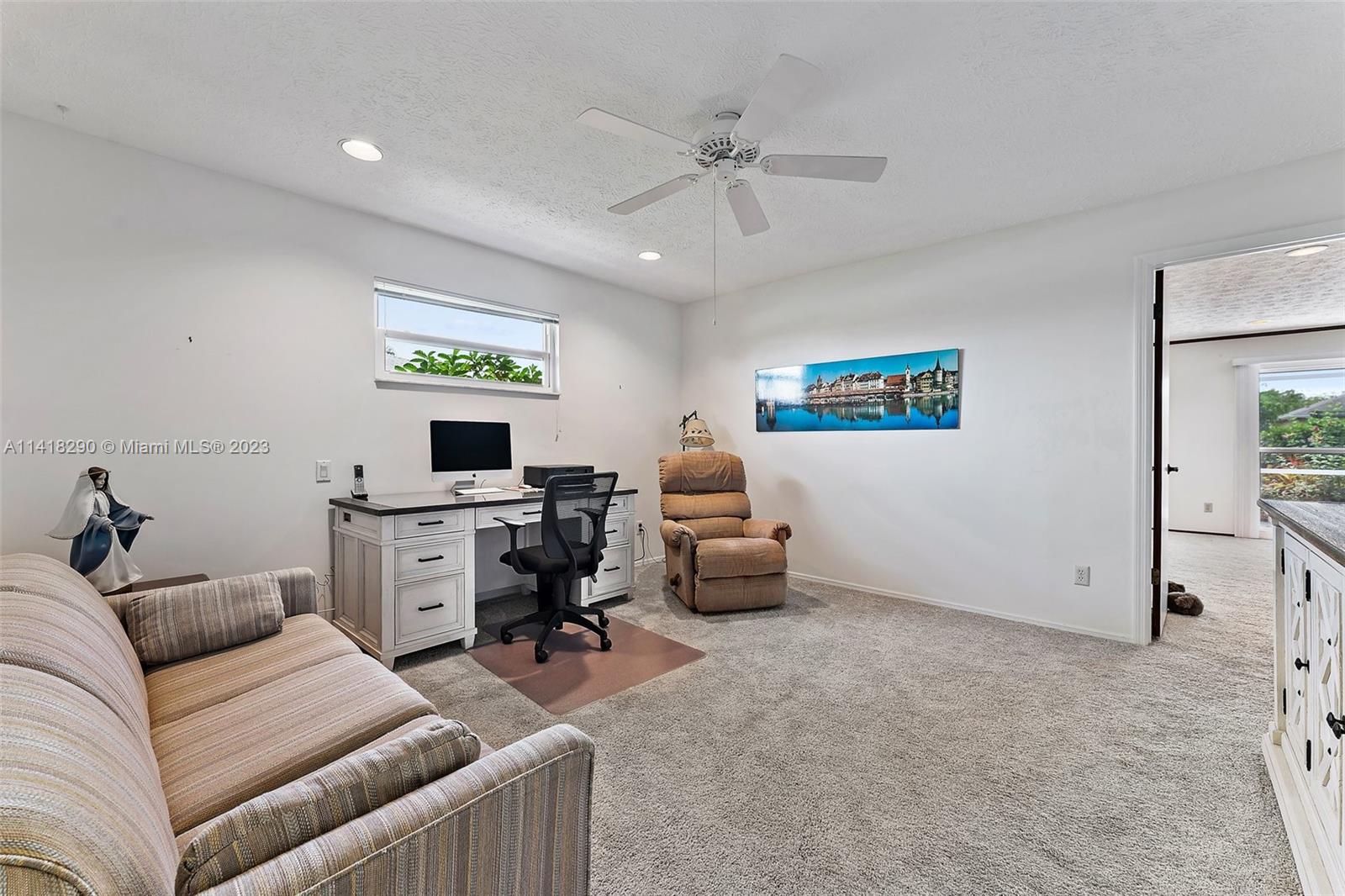 1966 SE Benedictine St