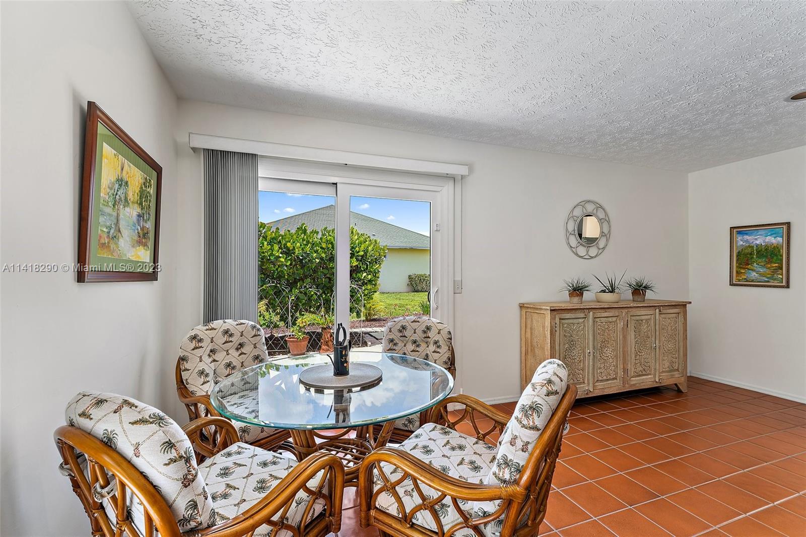 1966 SE Benedictine St