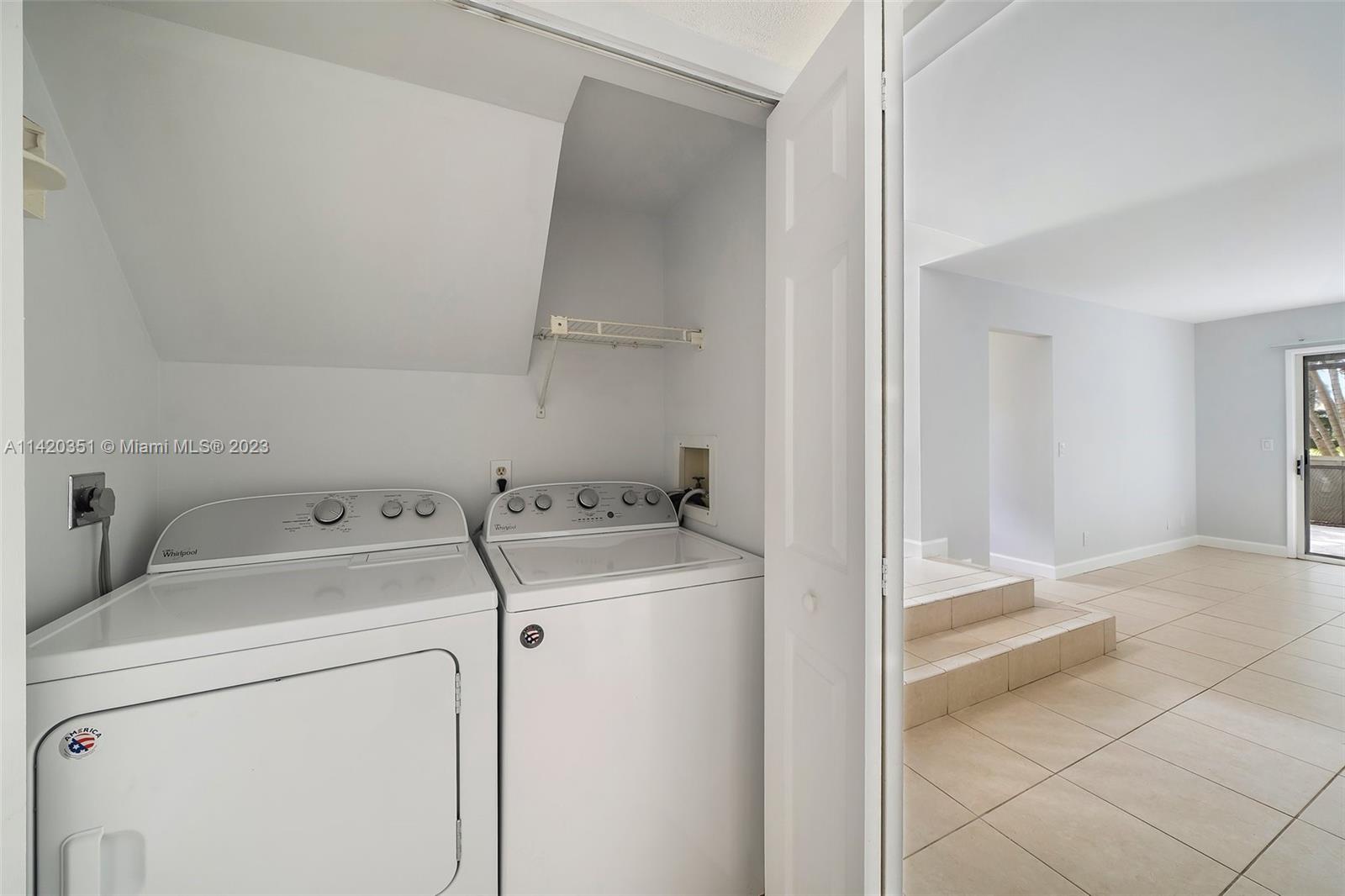 6351 Riverwalk Ln Unit: 4