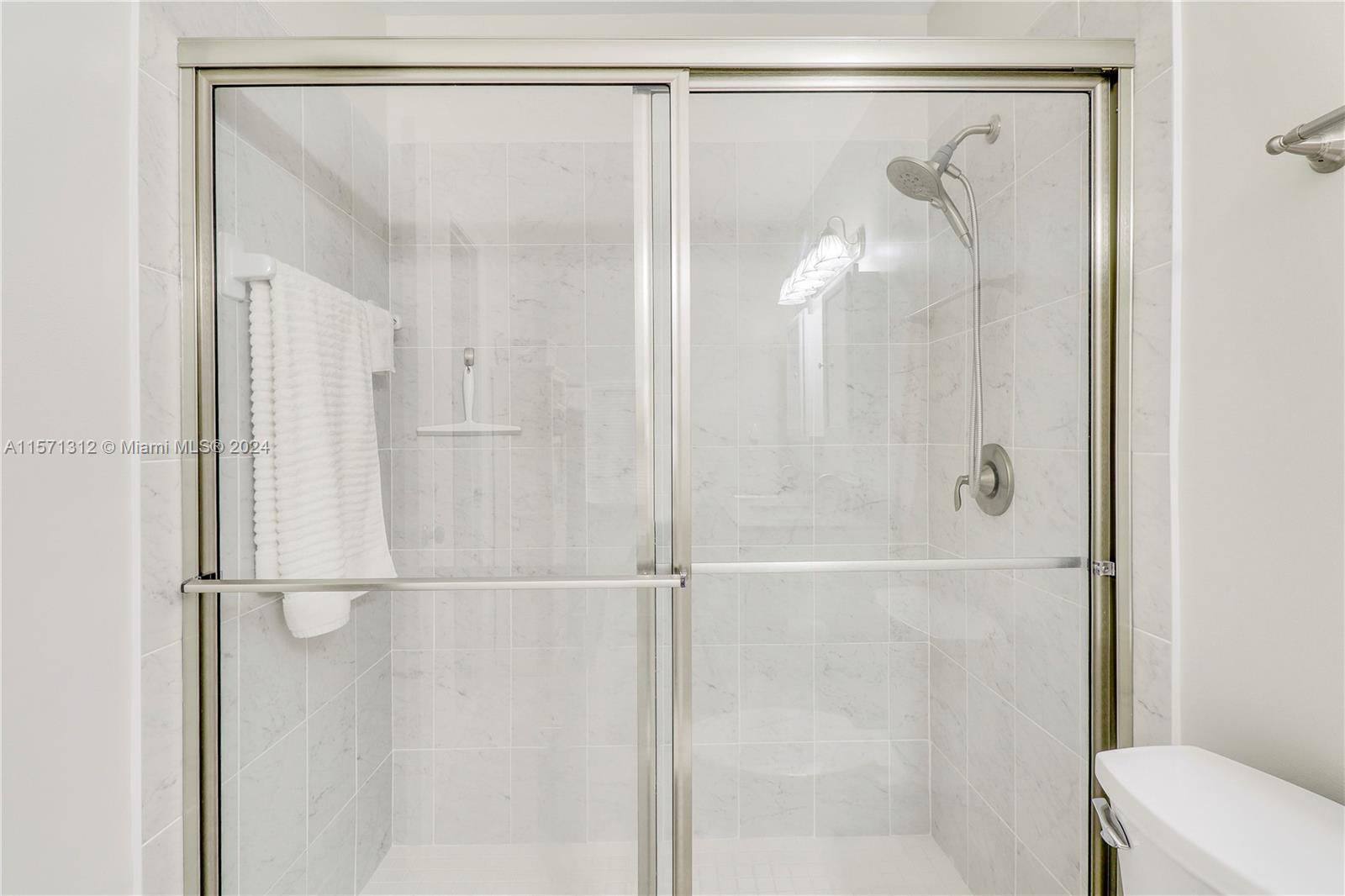 513 Springdale Cir # 513