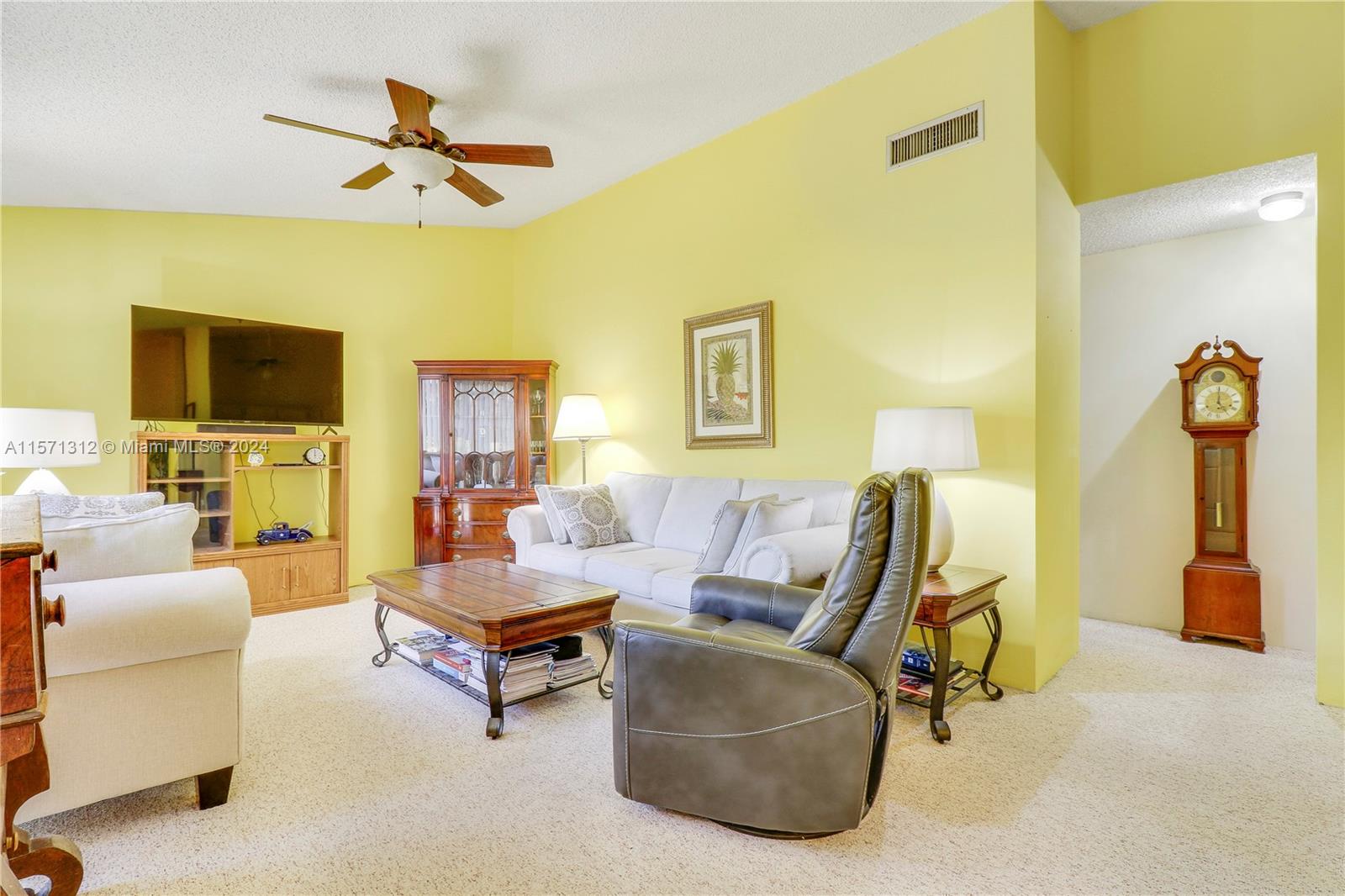 513 Springdale Cir # 513
