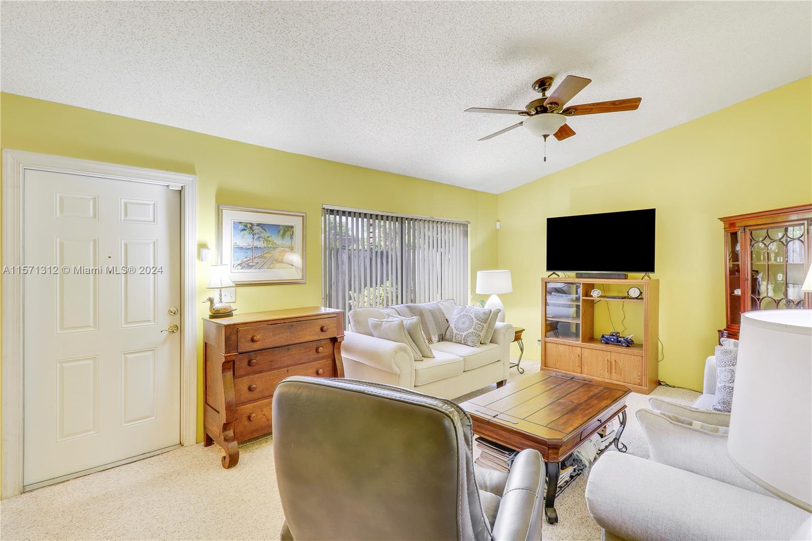 513 Springdale Cir # 513