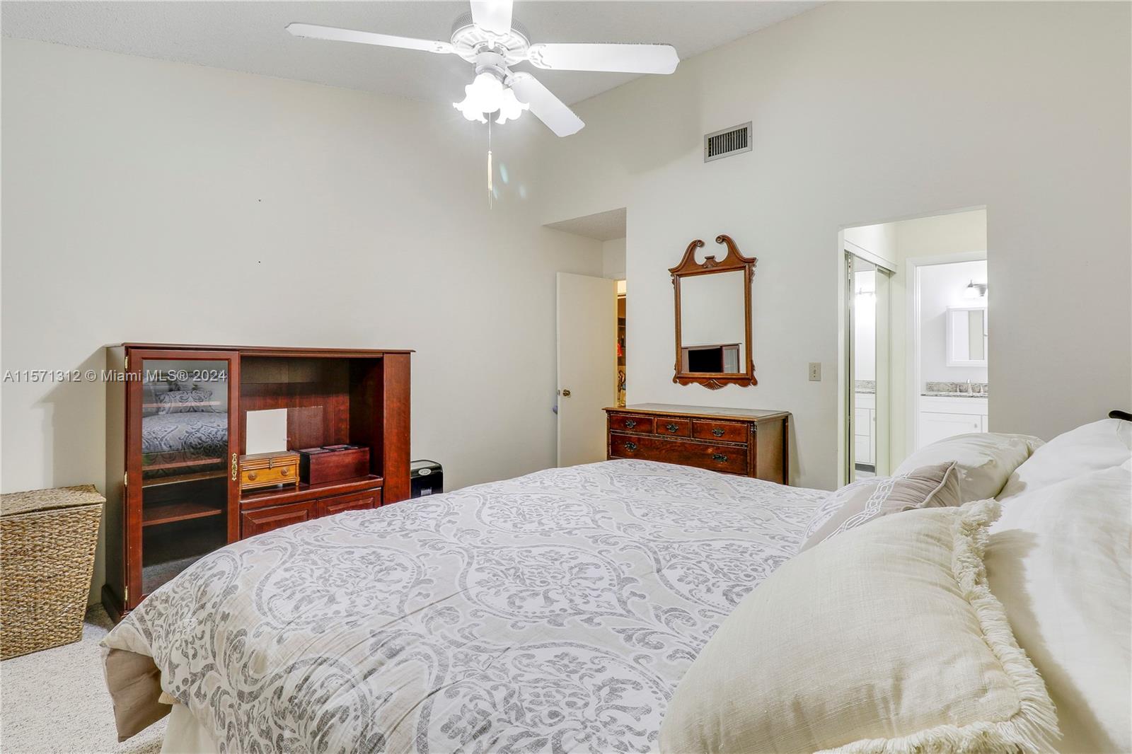 513 Springdale Cir # 513