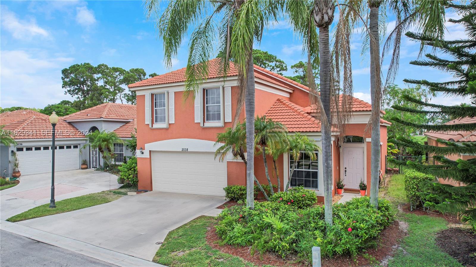 2038 Bonisle Circle