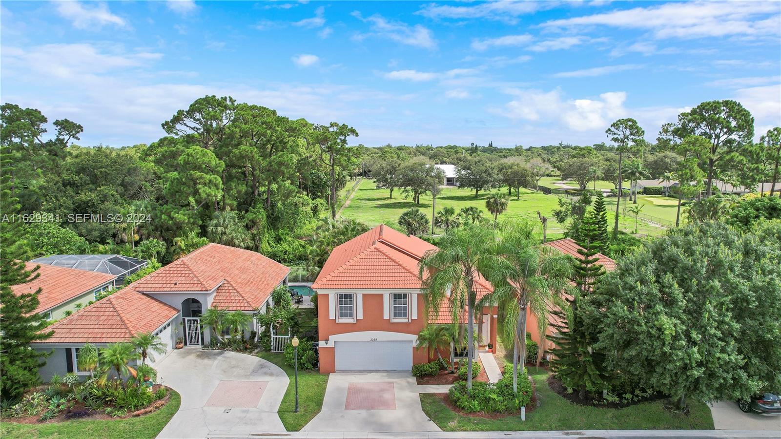 2038 Bonisle Circle