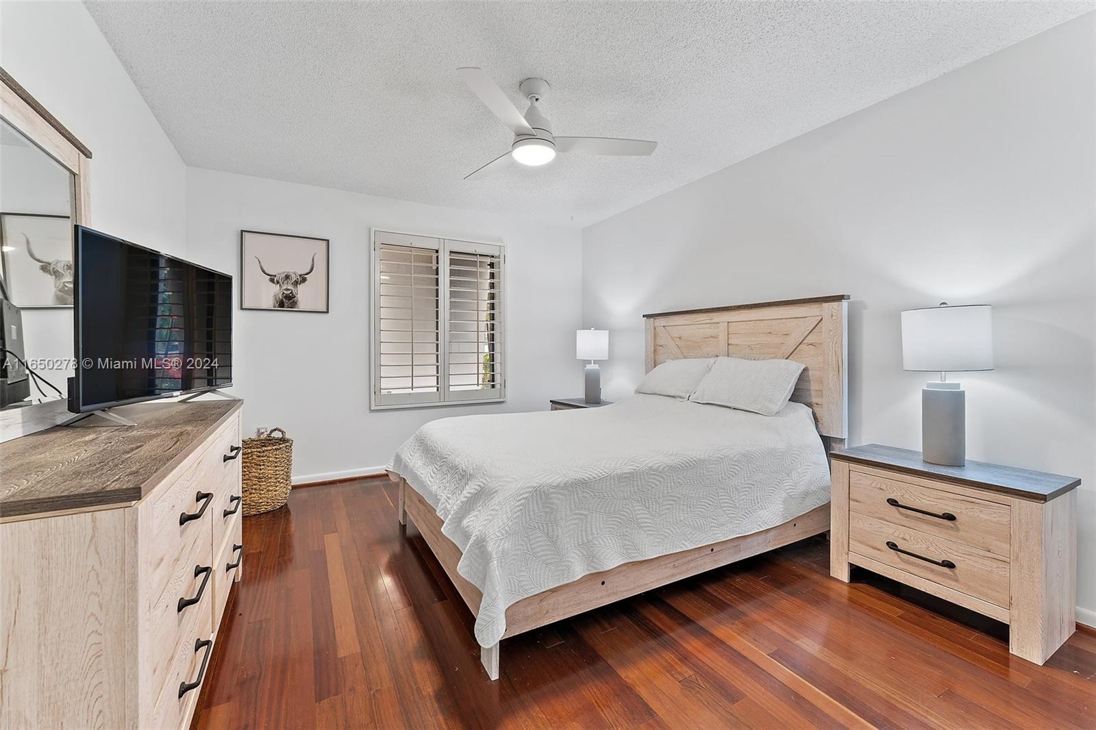 101 Sand Pine Dr # 101