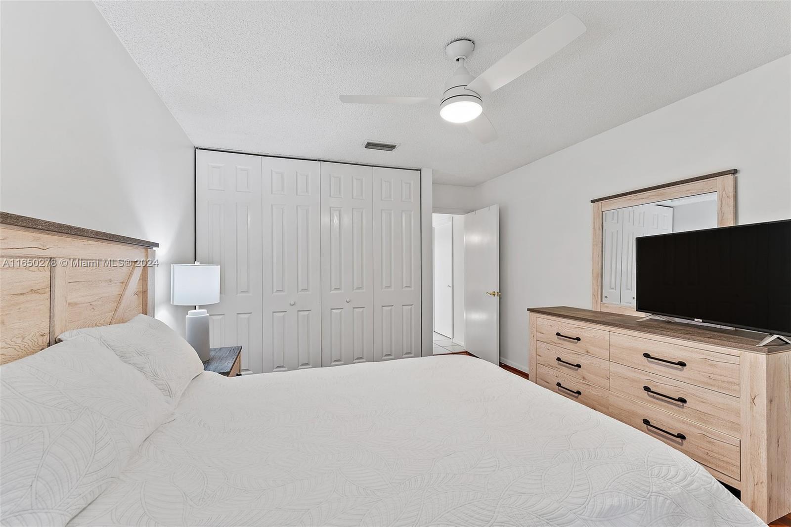 101 Sand Pine Dr # 101