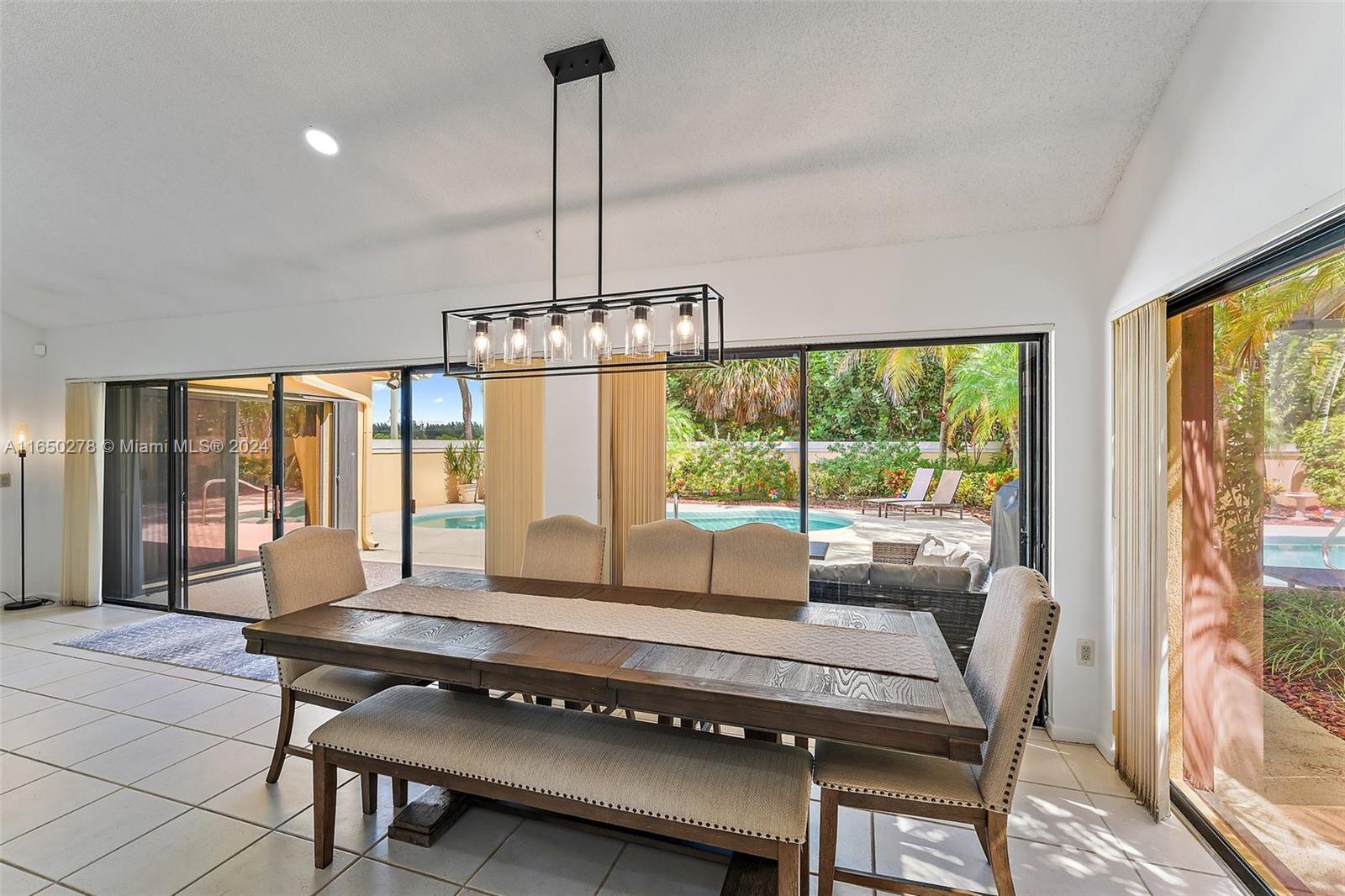 101 Sand Pine Dr # 101