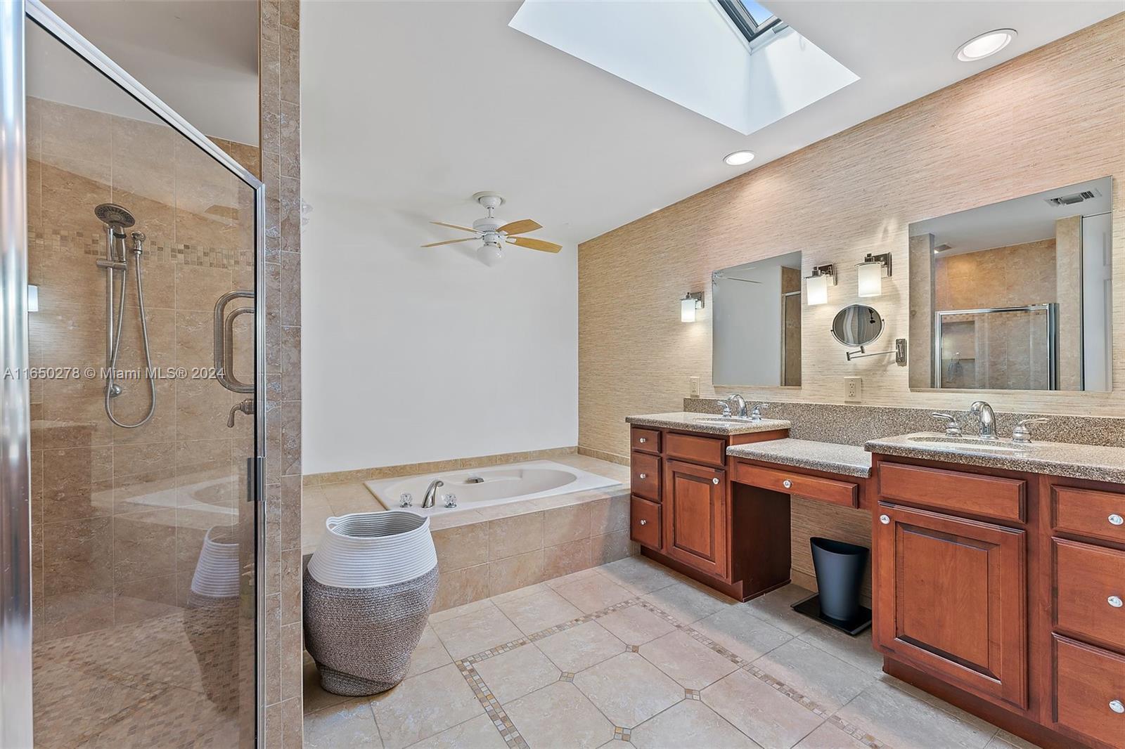 101 Sand Pine Dr # 101