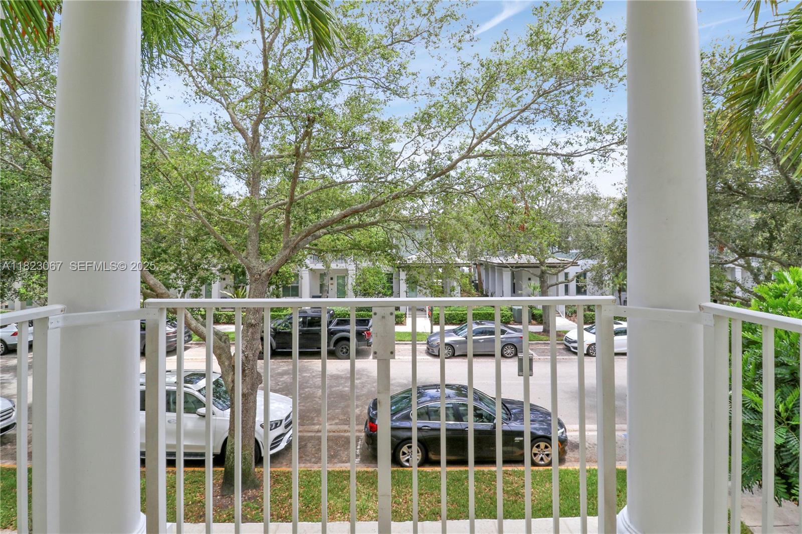 1463 Cades Bay Avenue