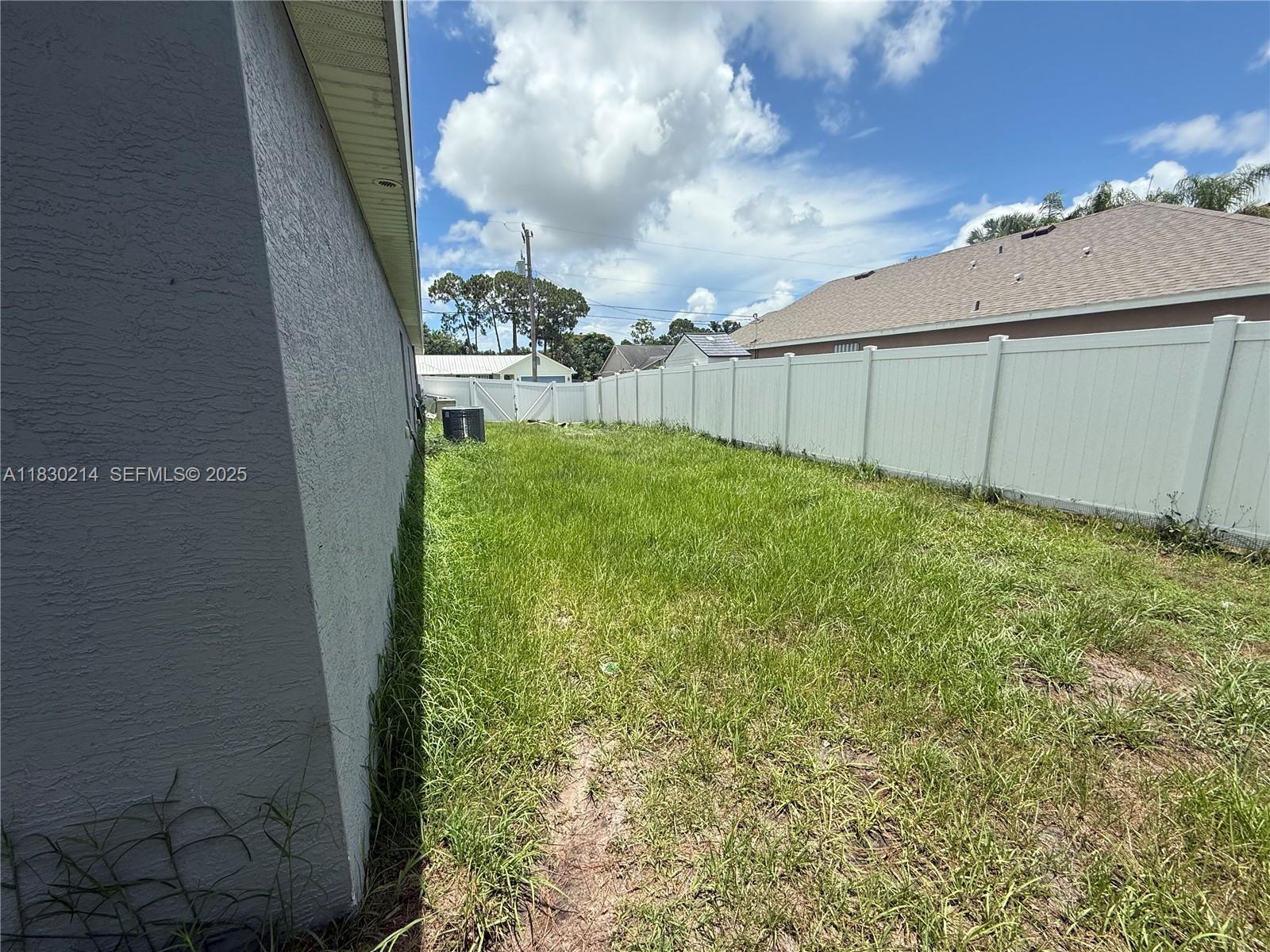 3574 SW Masilunas Street, Port St. Lucie