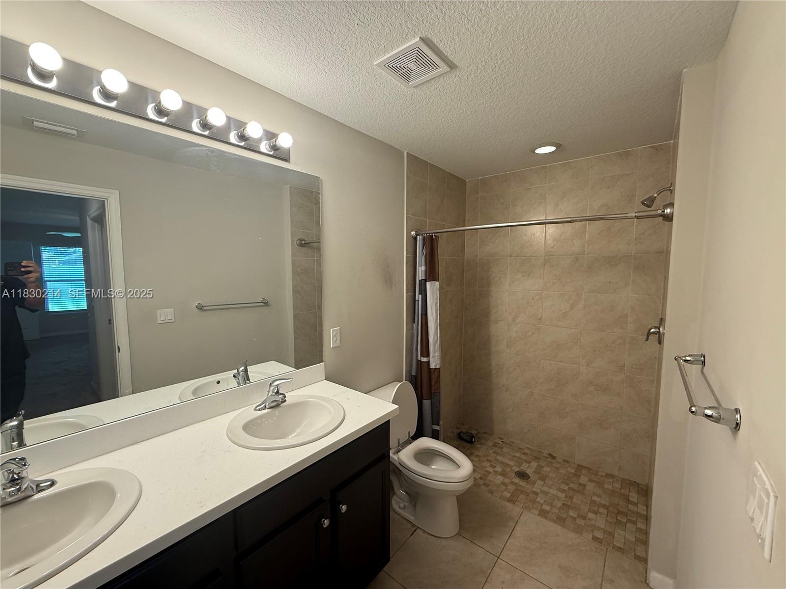 3574 SW Masilunas Street, Port St. Lucie
