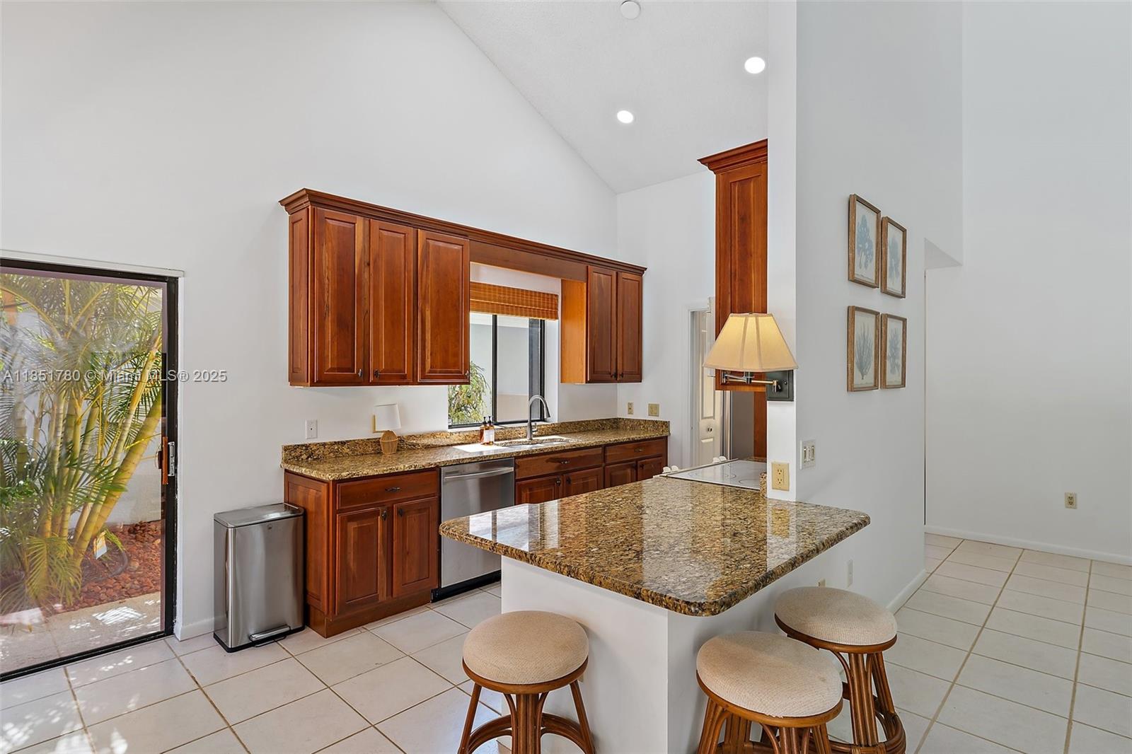 101 Sand Pine Dr # 101