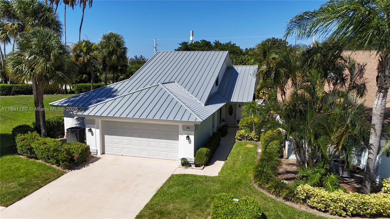 101 Sand Pine Dr # 101