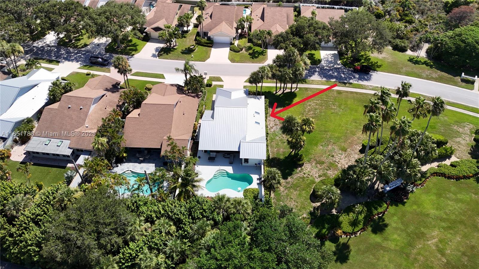 101 Sand Pine Dr # 101
