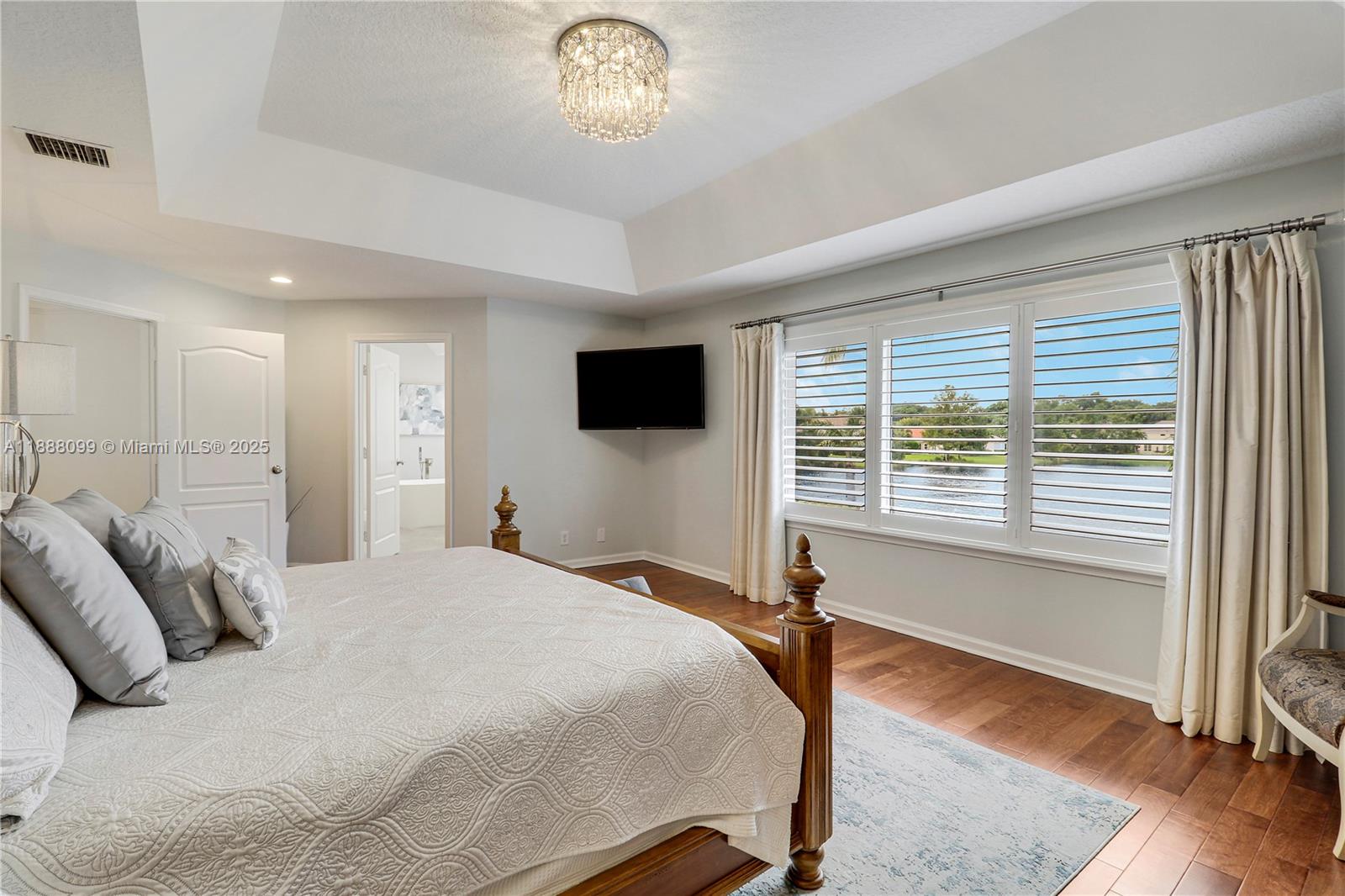 68 Princewood Ln