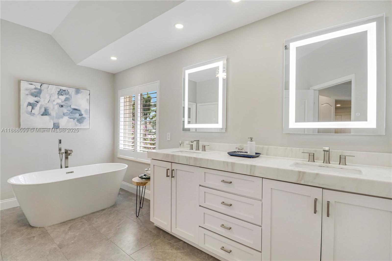 68 Princewood Ln