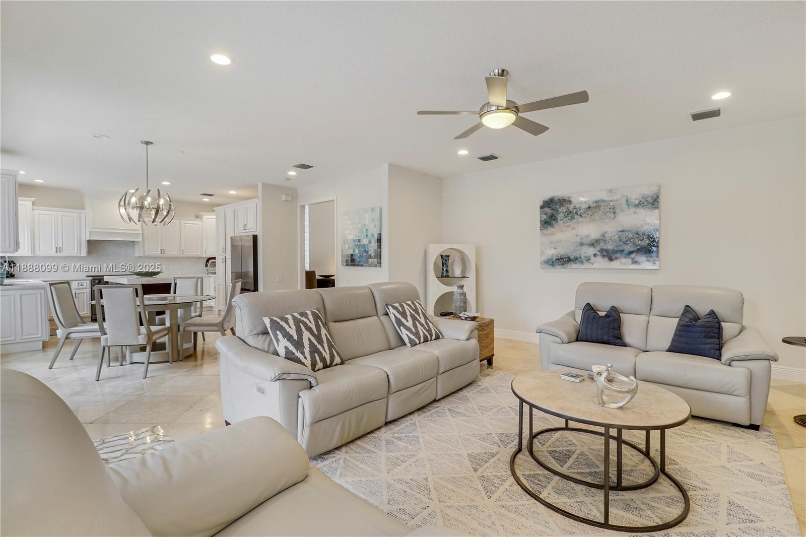 68 Princewood Ln