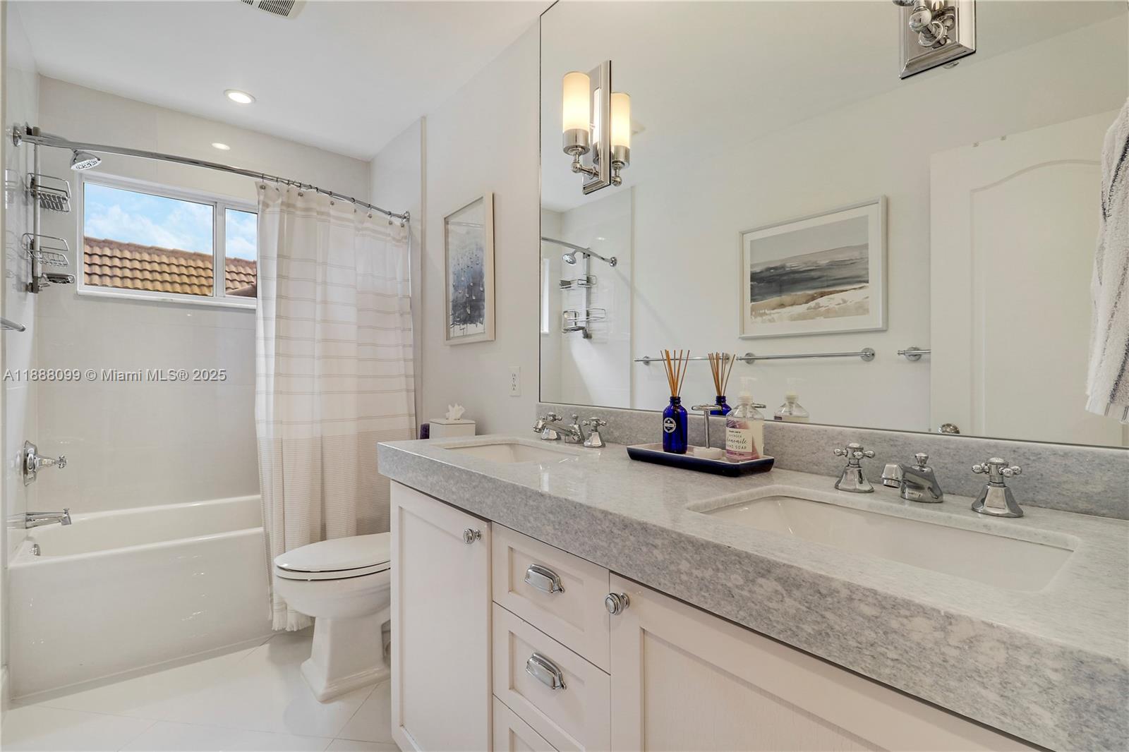 68 Princewood Ln