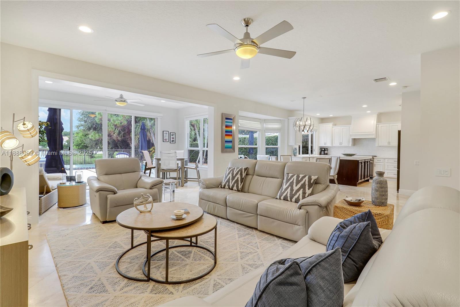 68 Princewood Ln