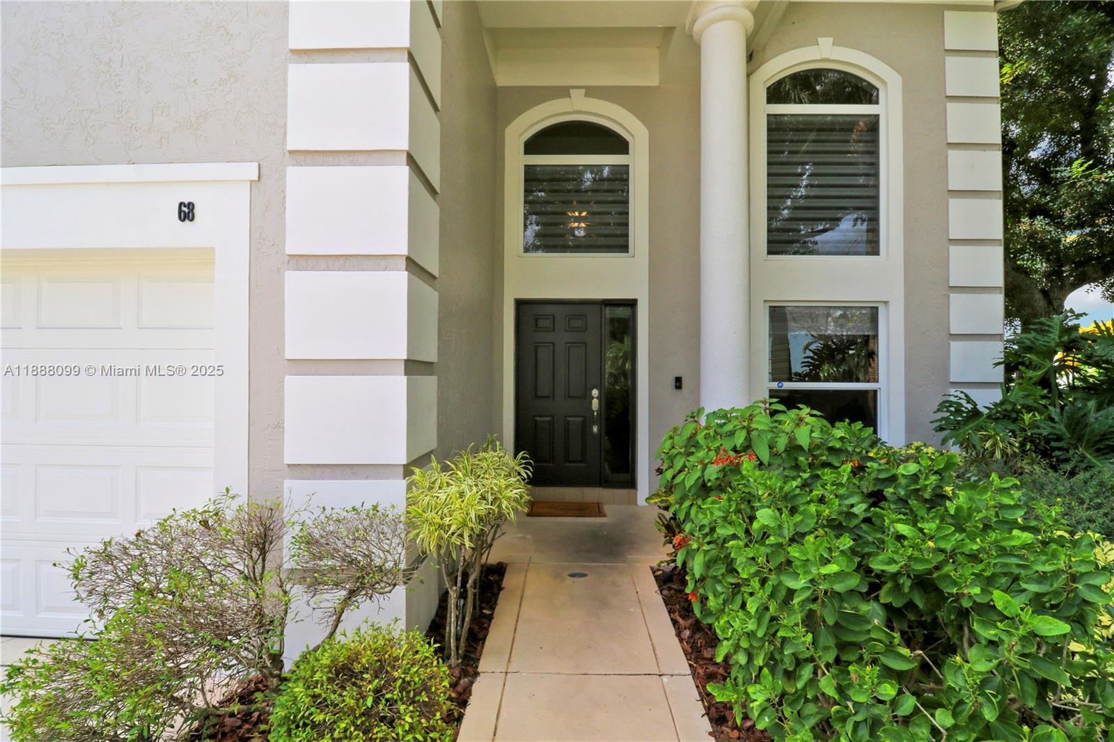 68 Princewood Ln
