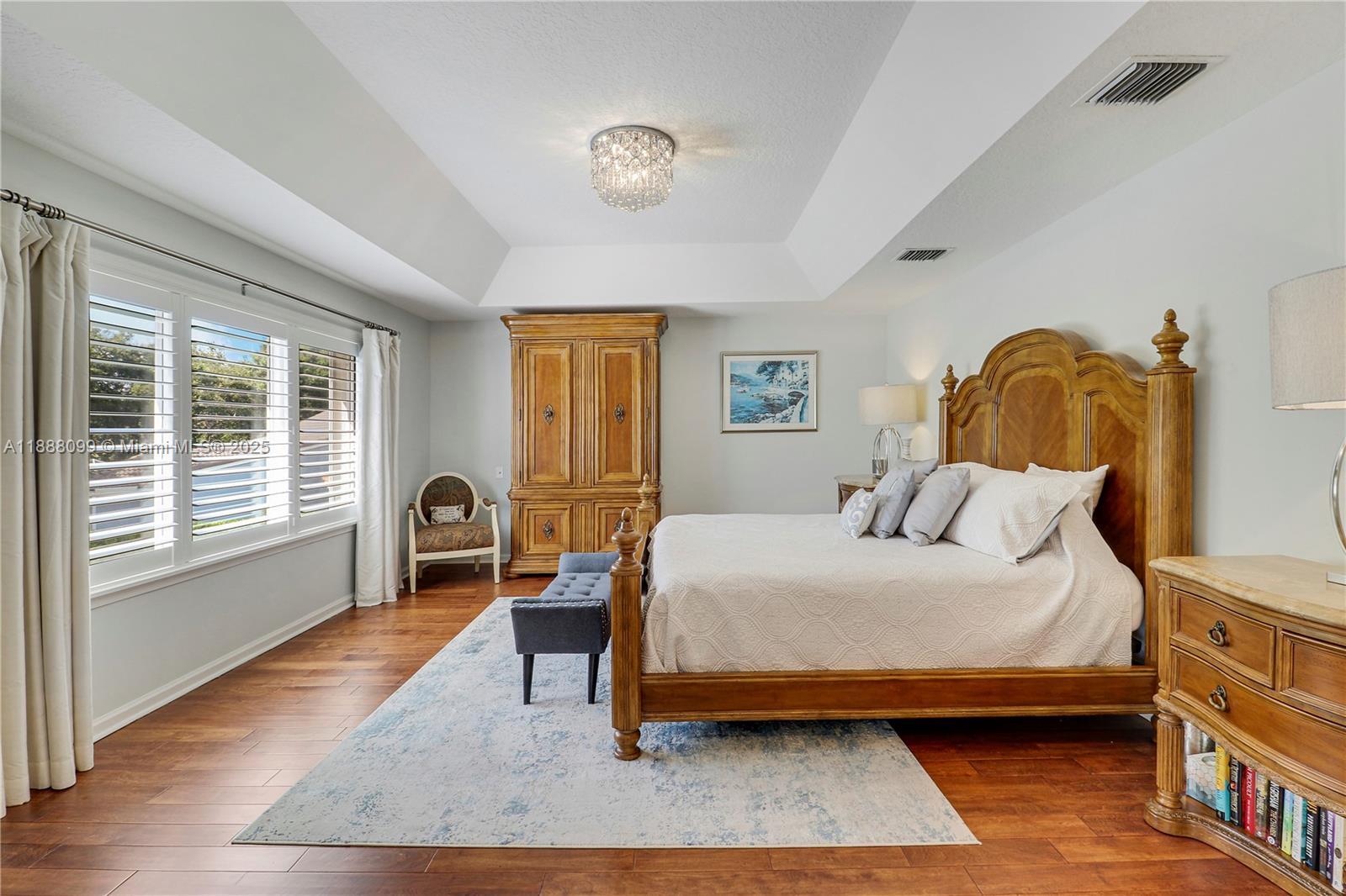 68 Princewood Ln