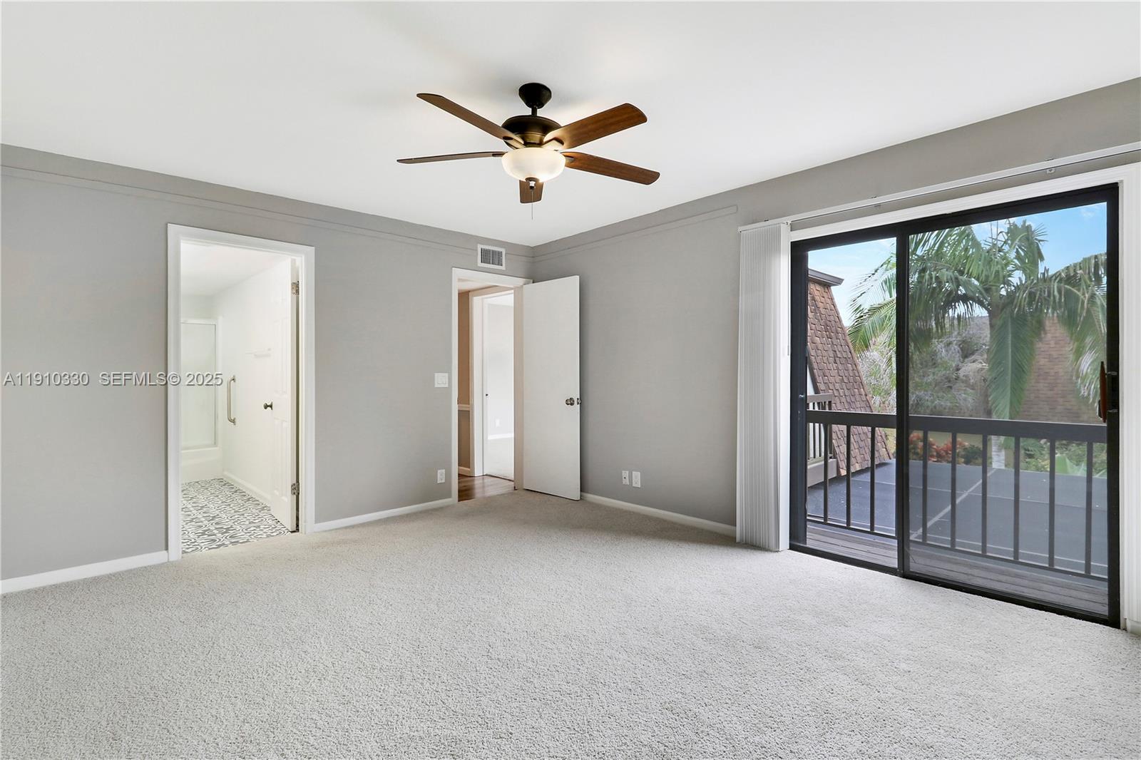 110 N Delaware Boulevard 18B