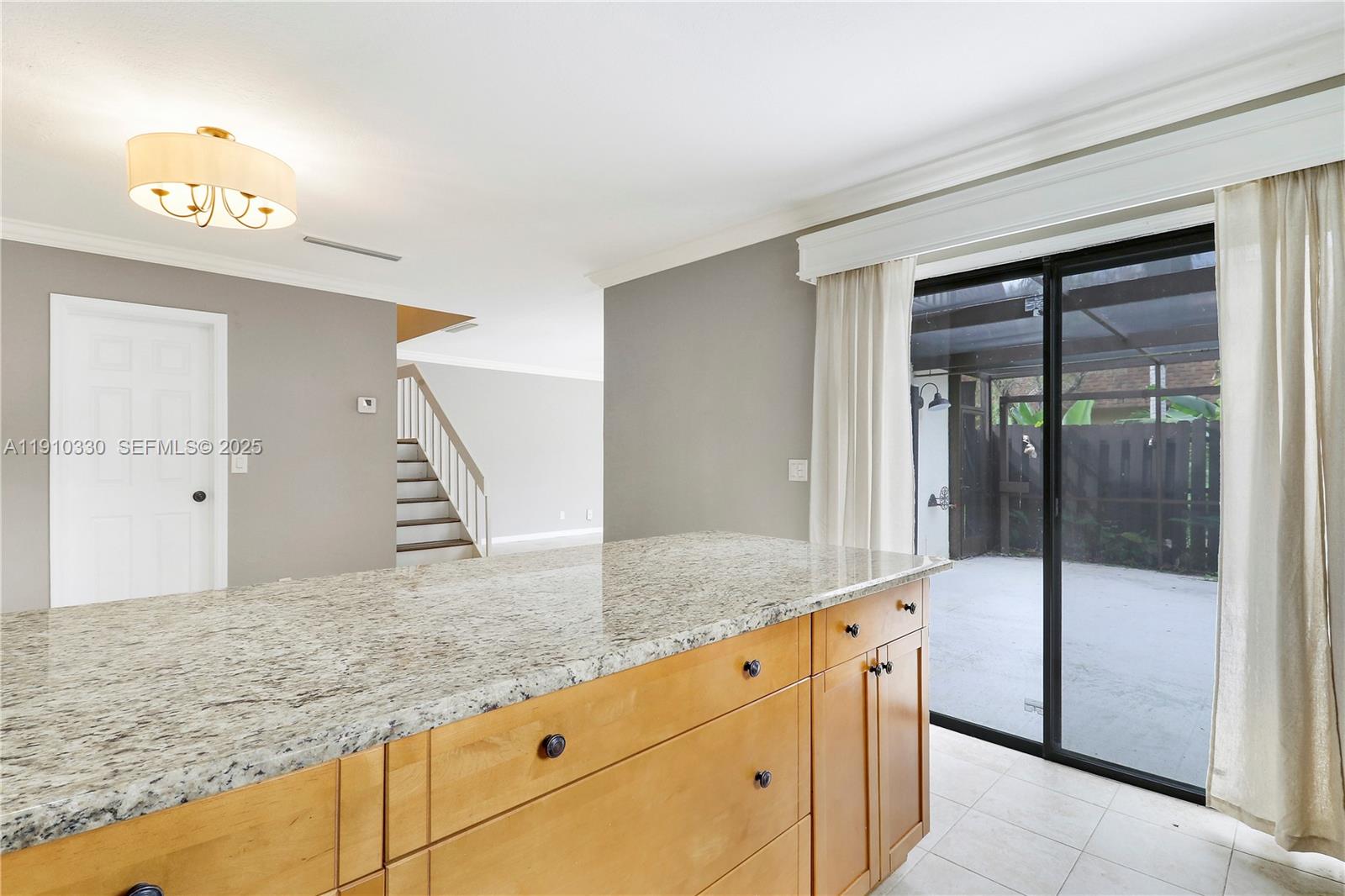110 N Delaware Boulevard 18B